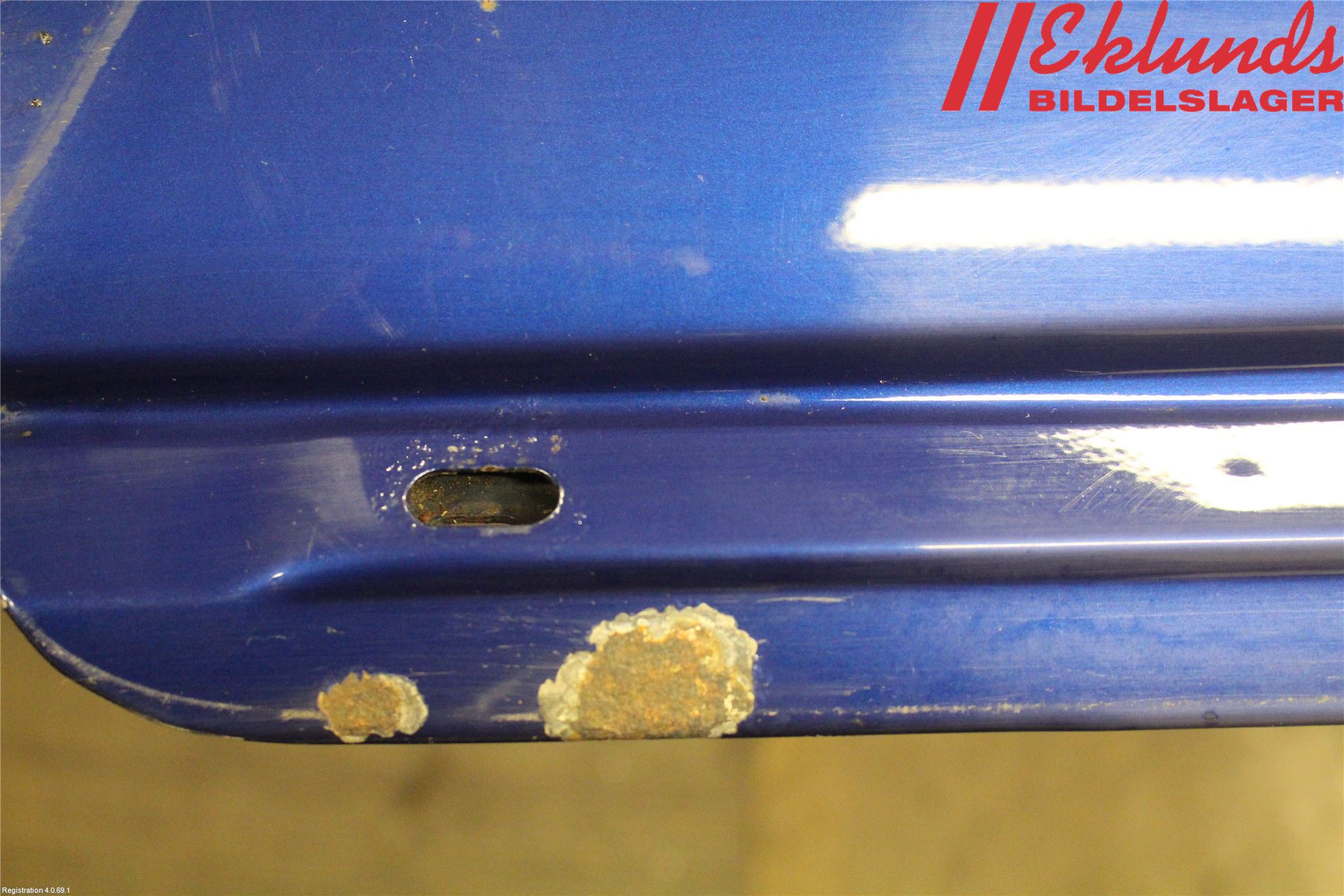 Volvo XC70 01-04 Dörr Fram Vänster