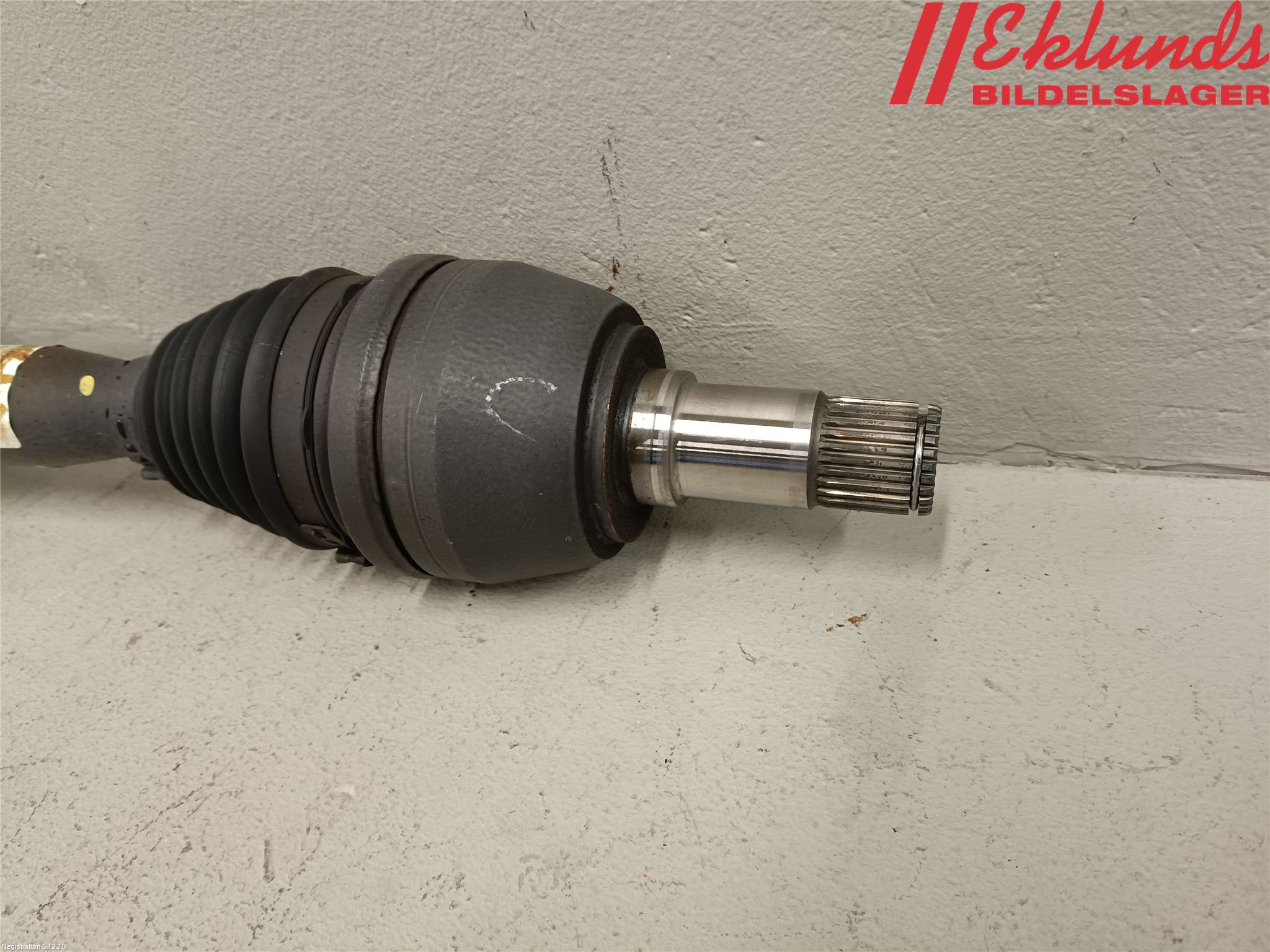 Mercedes-Benz MB A-KLASS (W176) 13-18 Drivaxel Fram Vänster