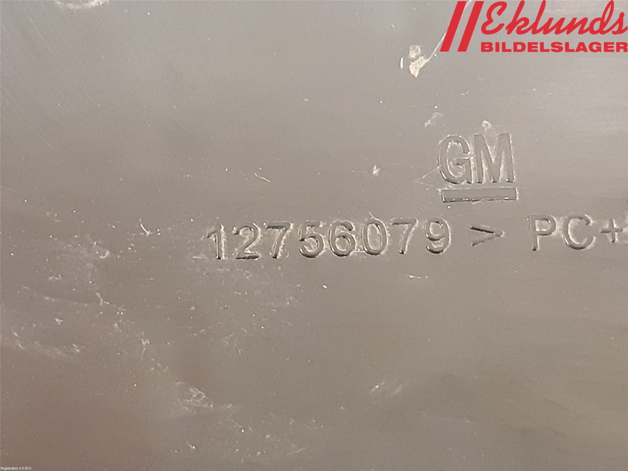 Saab 9-5     06-10 Dimljussarg Fram
