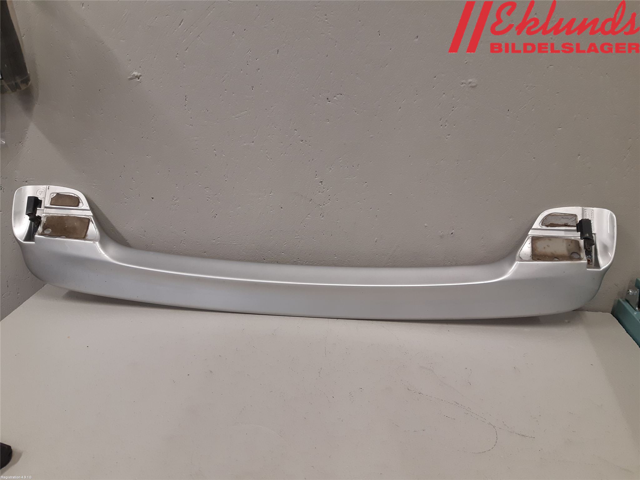 Volvo S70/V70/XC  97-00 Spoiler Baklucka