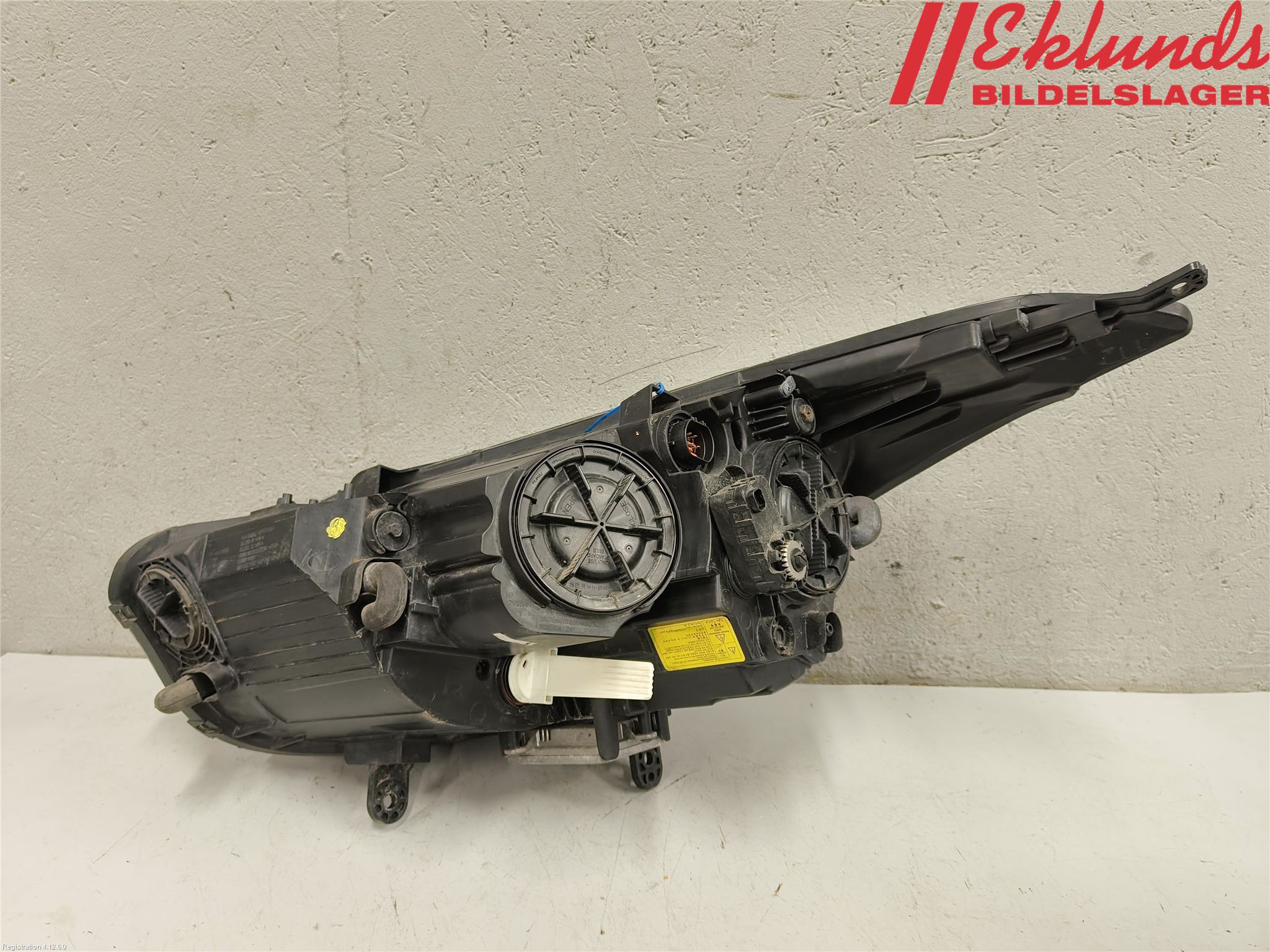 Hyundai i40 08-15 Strålkastare Höger