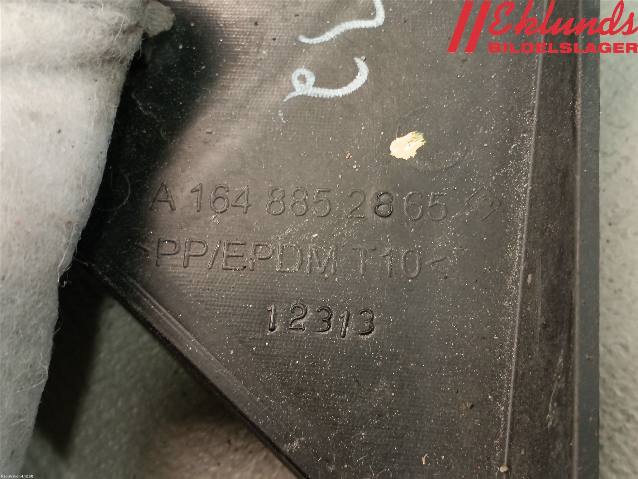 Mercedes-Benz MB ML (W164) 05-11 Stötfångarfäste Bak Hö