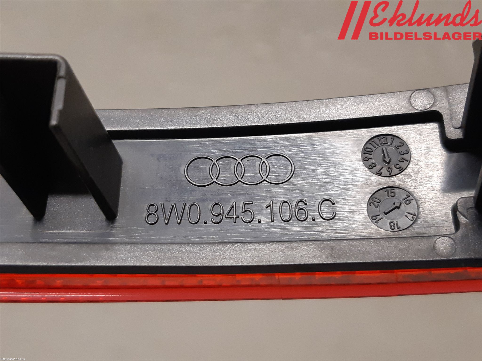 Audi A4/S4 B9 16-19 Dimljus/Reflex Bak