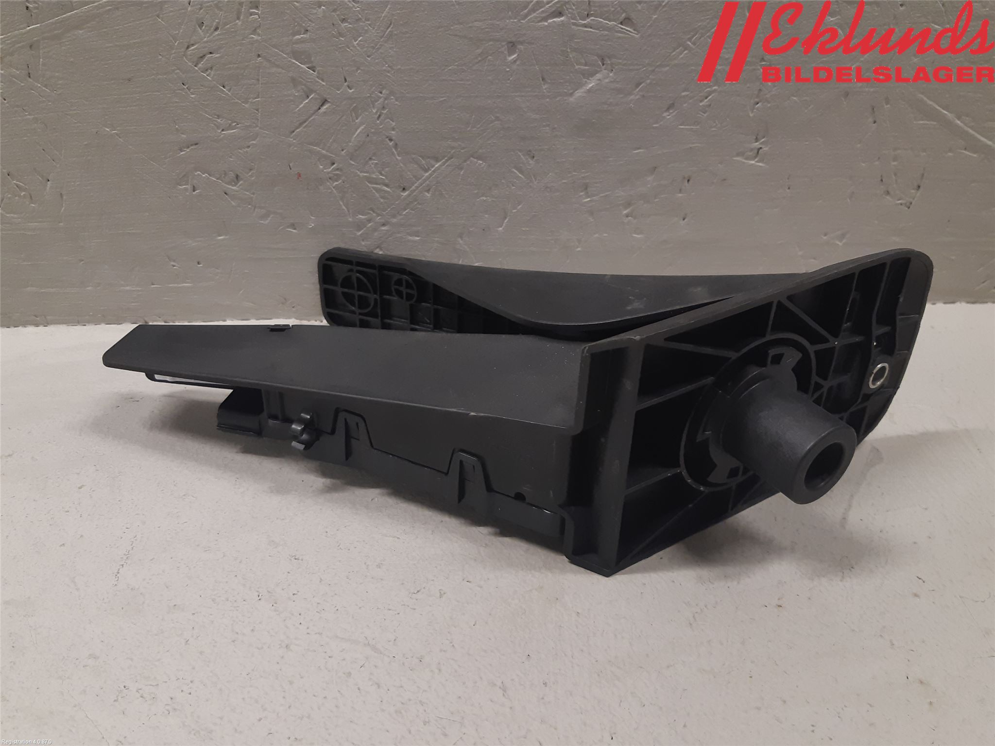 Volvo V60 19- Gaspedal