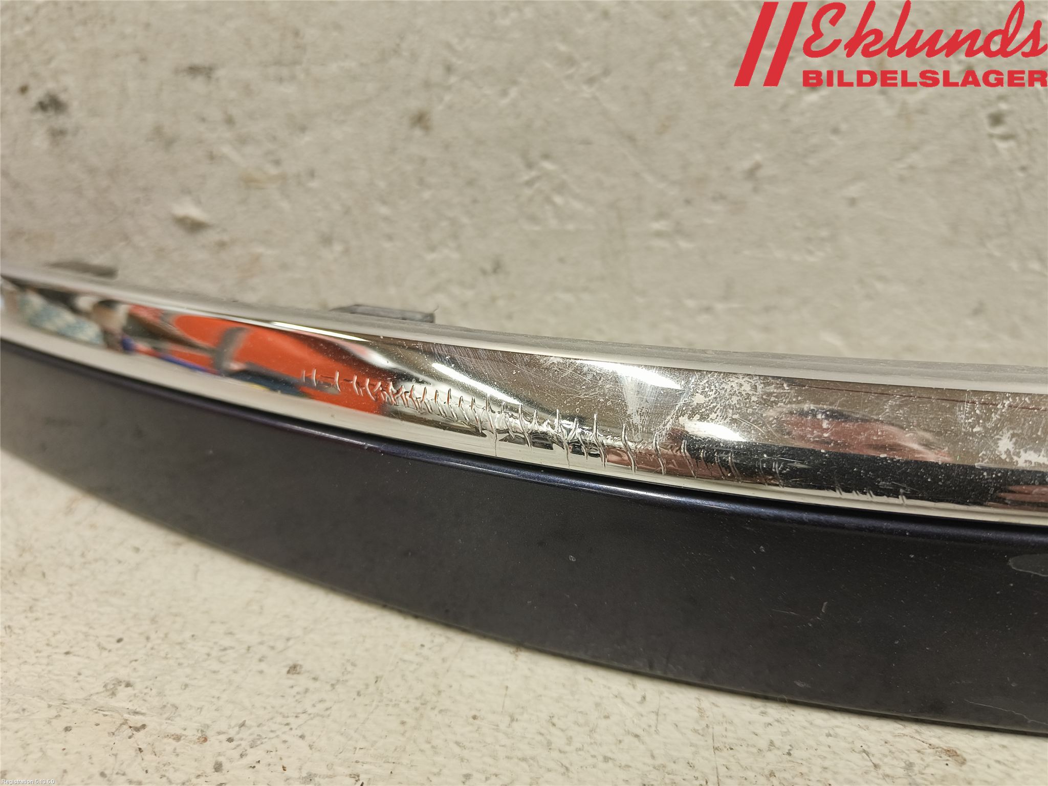 Volvo V70 05-08 Stöt Utfyllnad-List-Grill