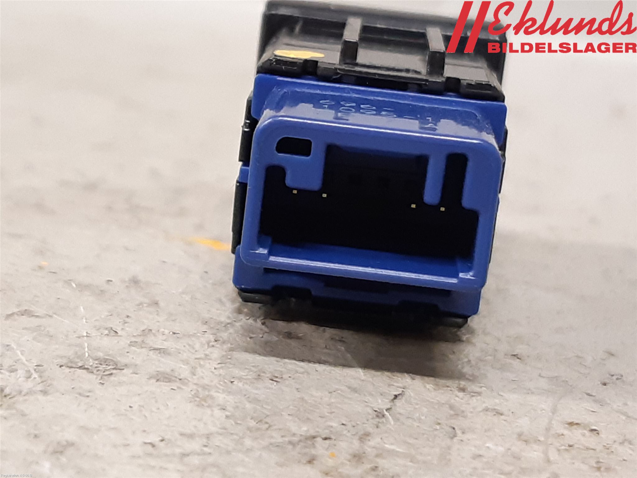 Toyota RAV4 19- Strömställare Baklucka