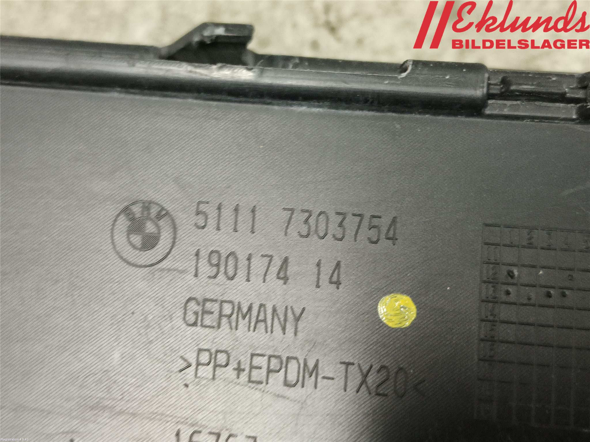 BMW X1 E84 10-15 Grilldel Höger