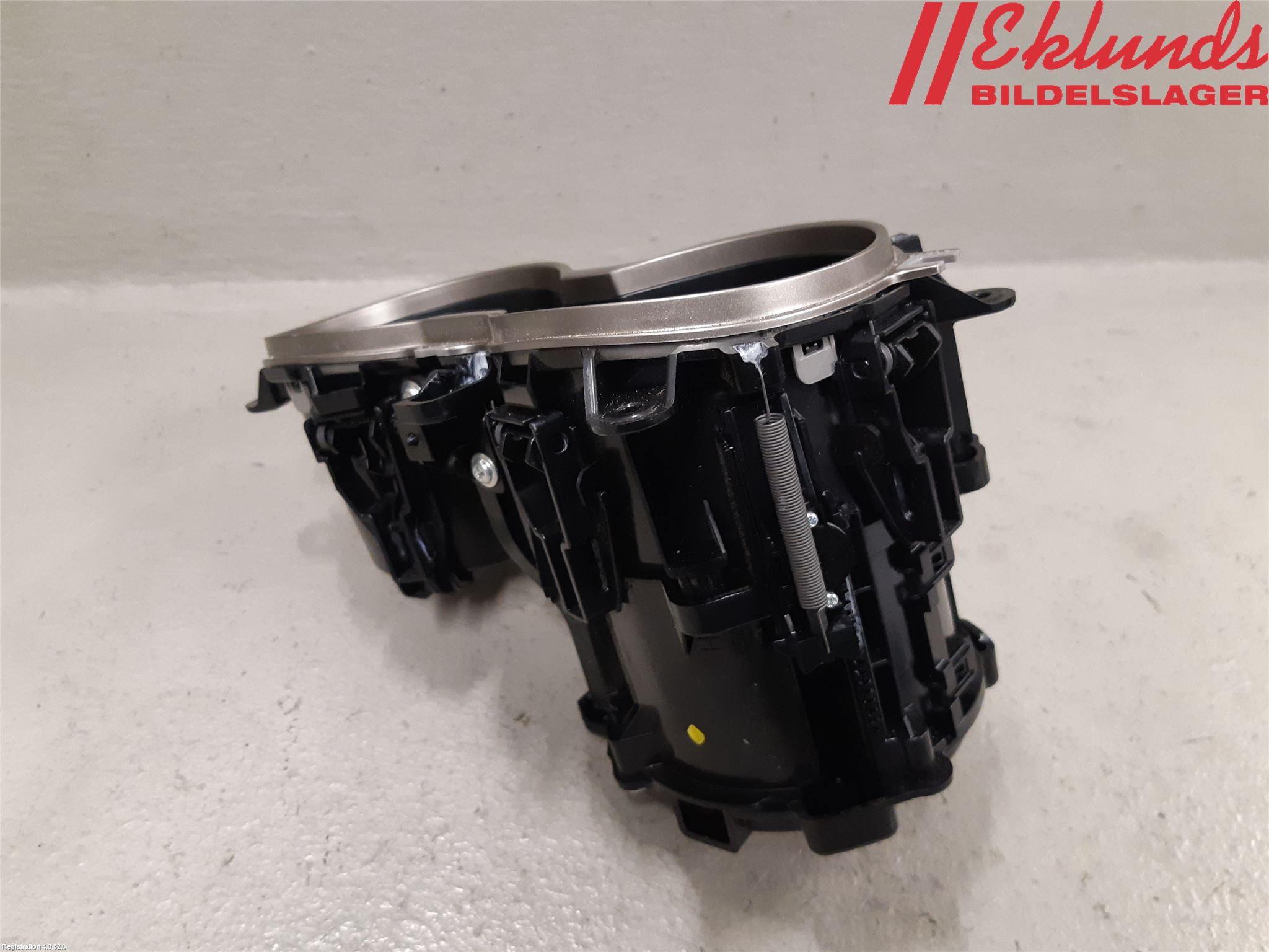 Lexus RX AL20 16-22 Mugghållare