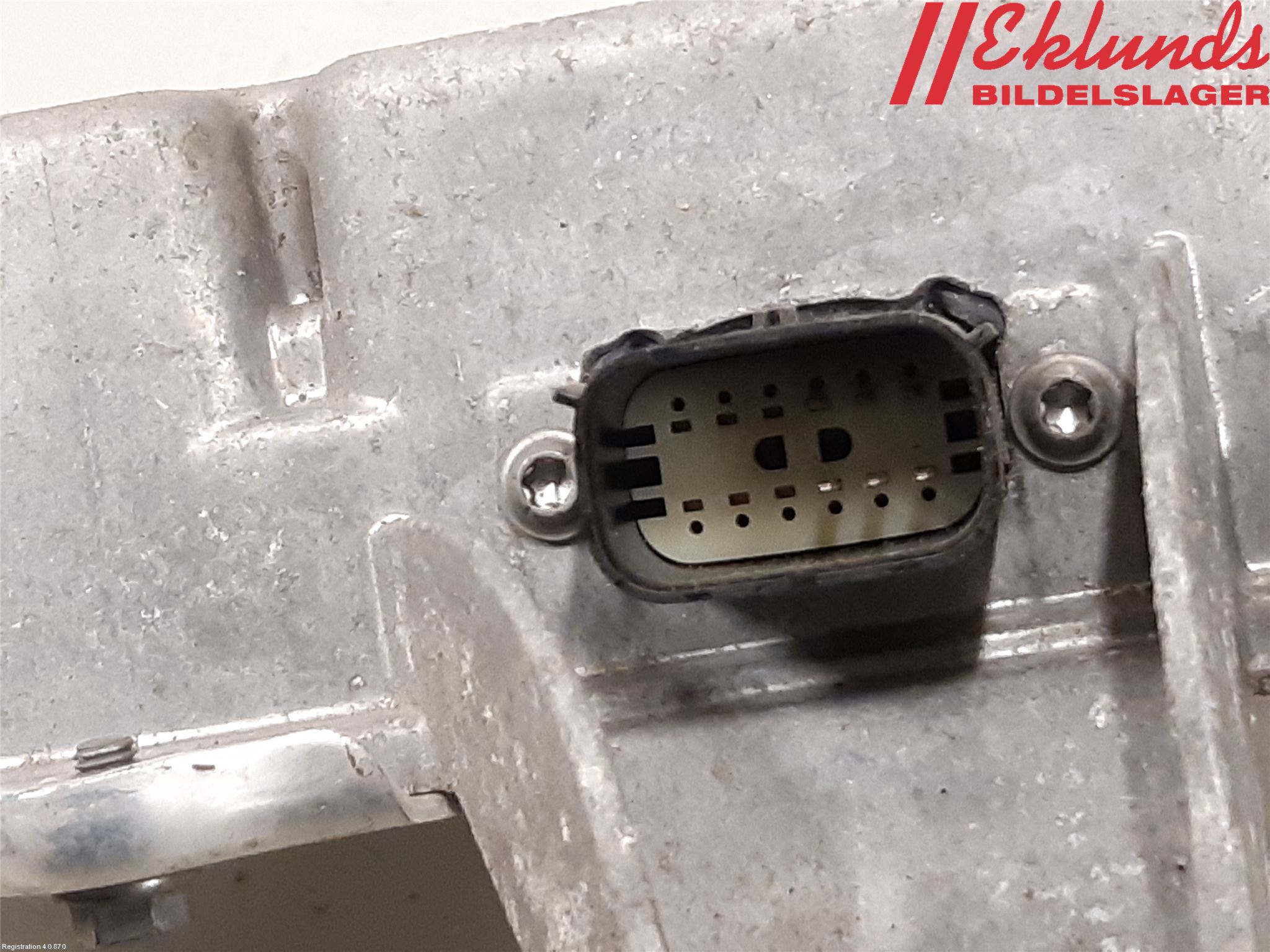 Tesla MODEL S 13- Hybridconverter