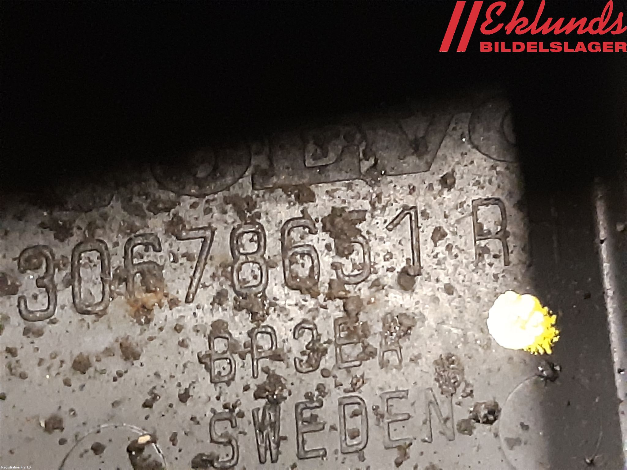 Volvo V70 08-13 Stötfångarfäste Bak Hö