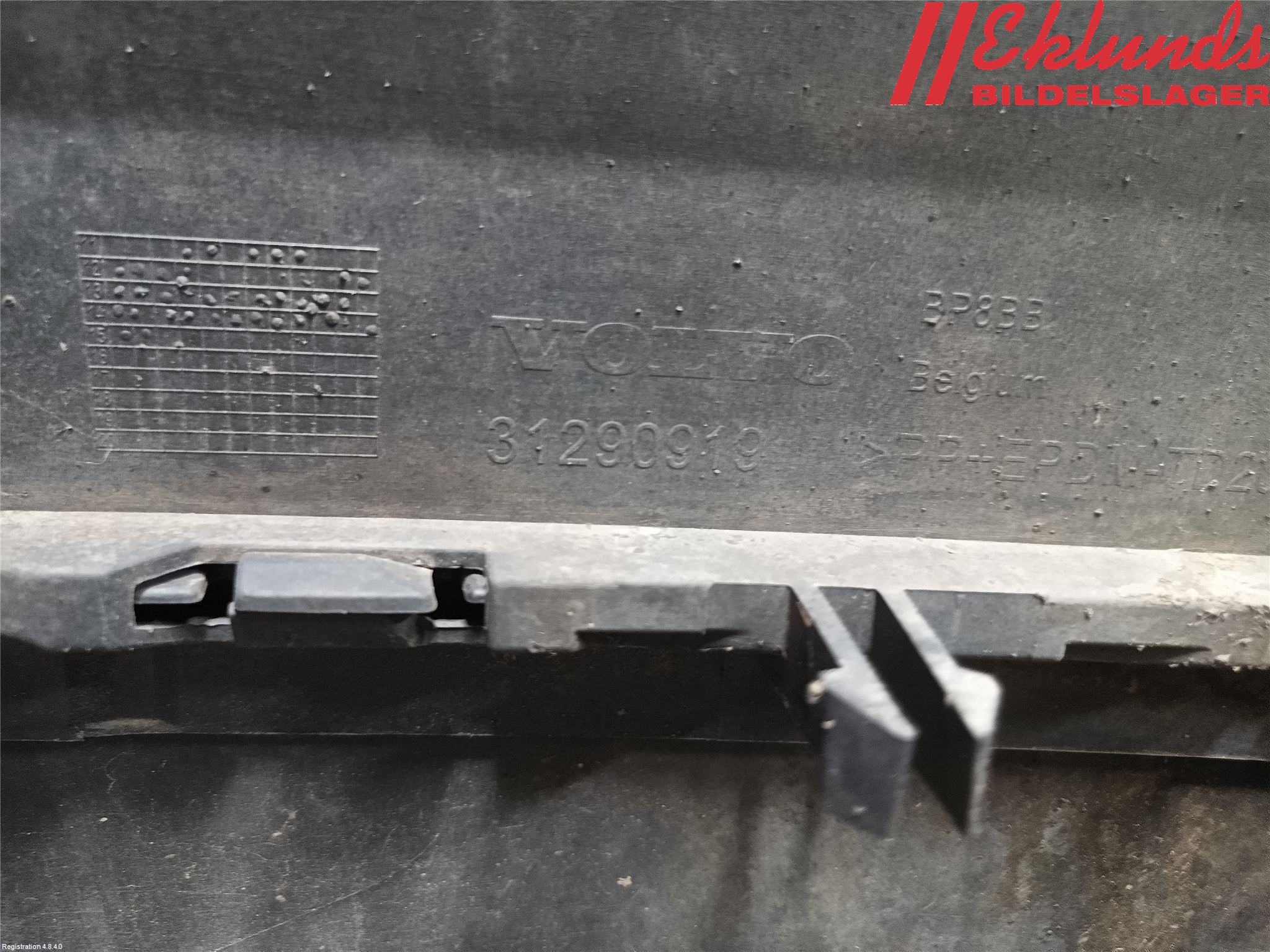 Volvo V40 12-19 Stötfångarbeklädnad Bak