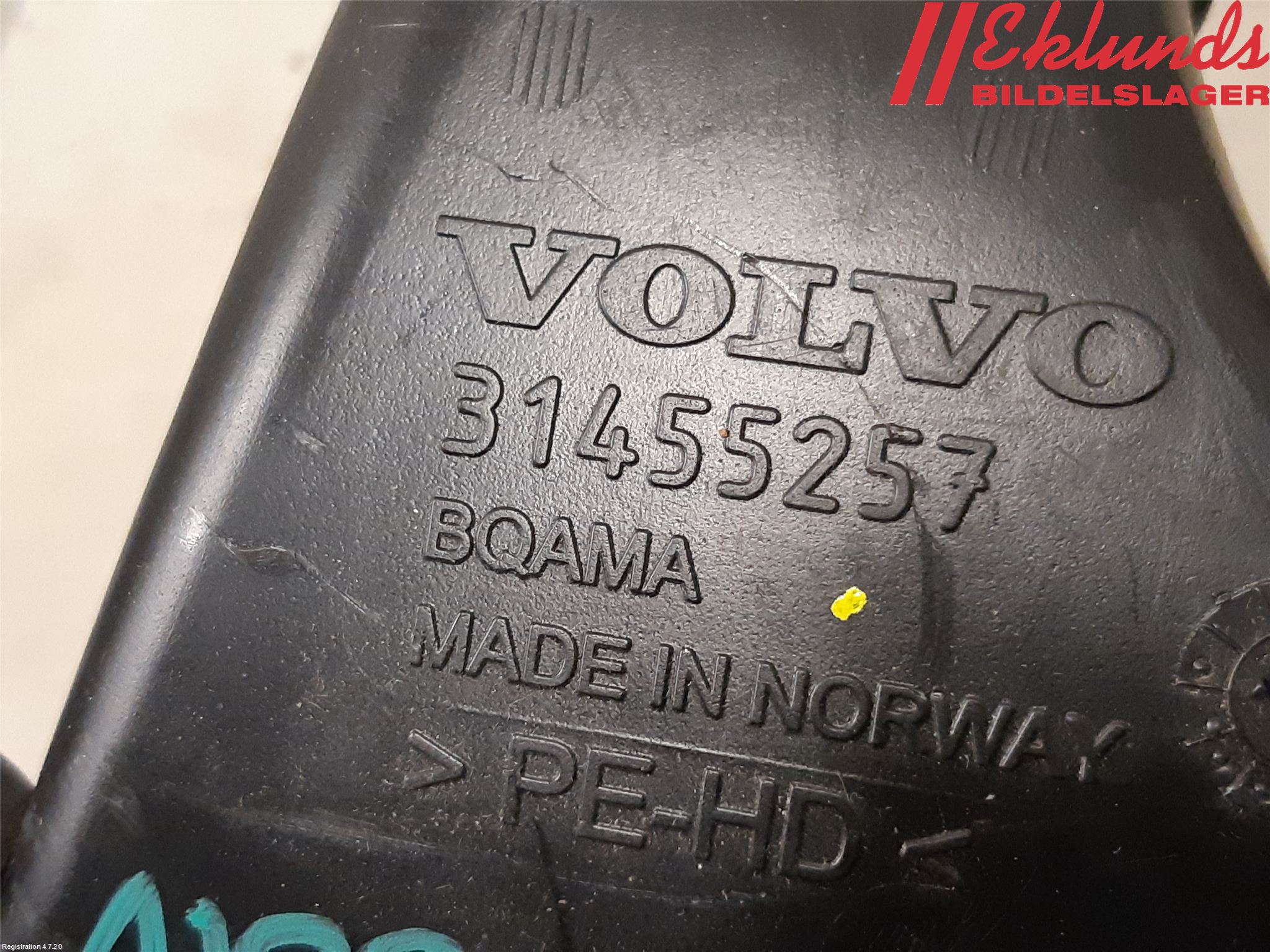 Volvo XC90/RECHARGE 16- Defrosterkanal-Munstycke