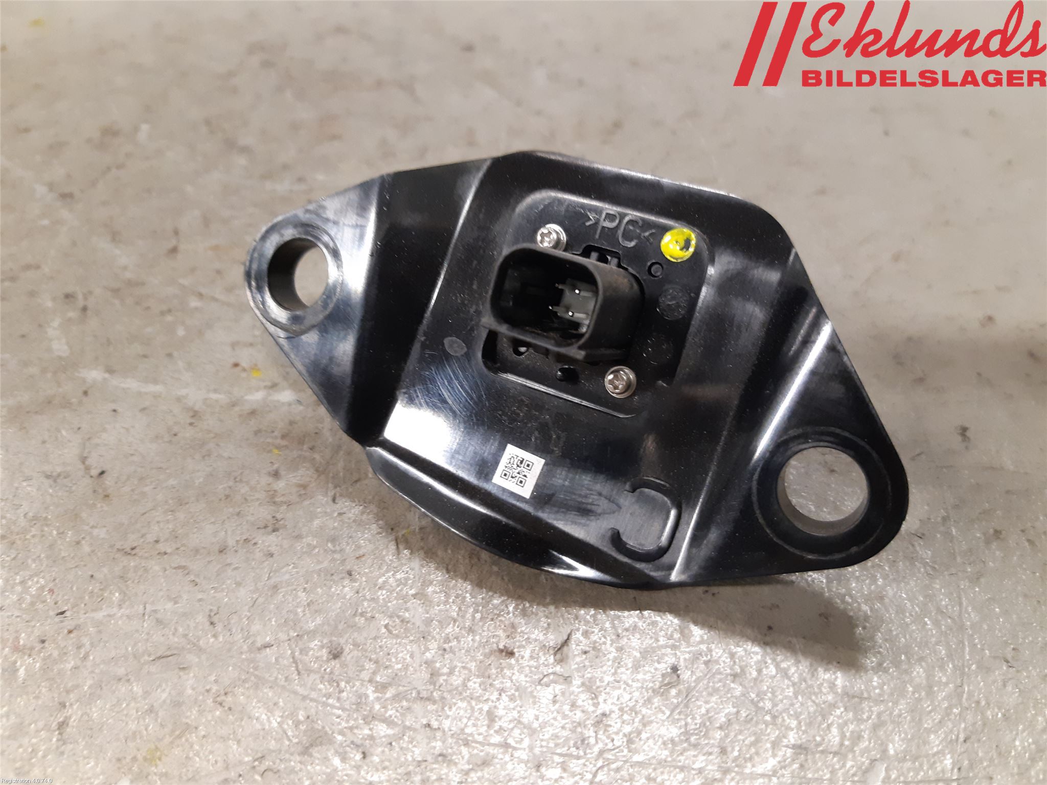 Toyota YARIS XP130 12-14 Parkeringshjälp Kamera