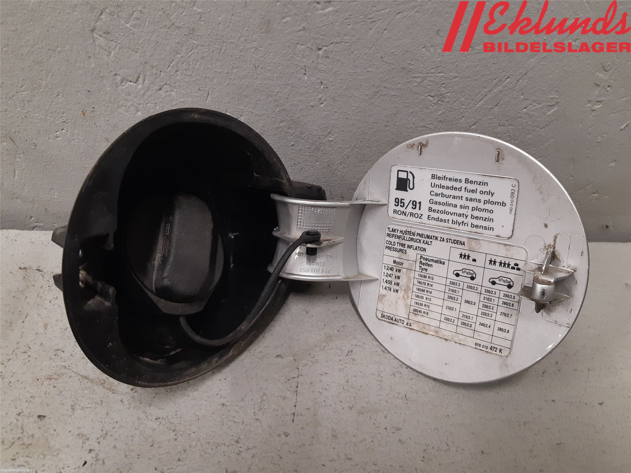 Skoda FABIA 99-07 Tanklucka