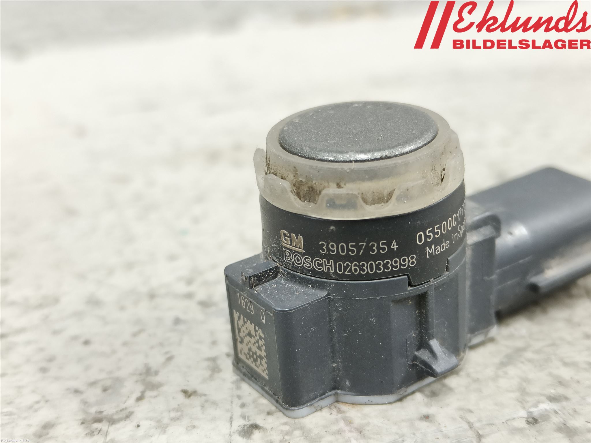 Opel INSIGNIA 17- Parkeringshjälp Frontsensor