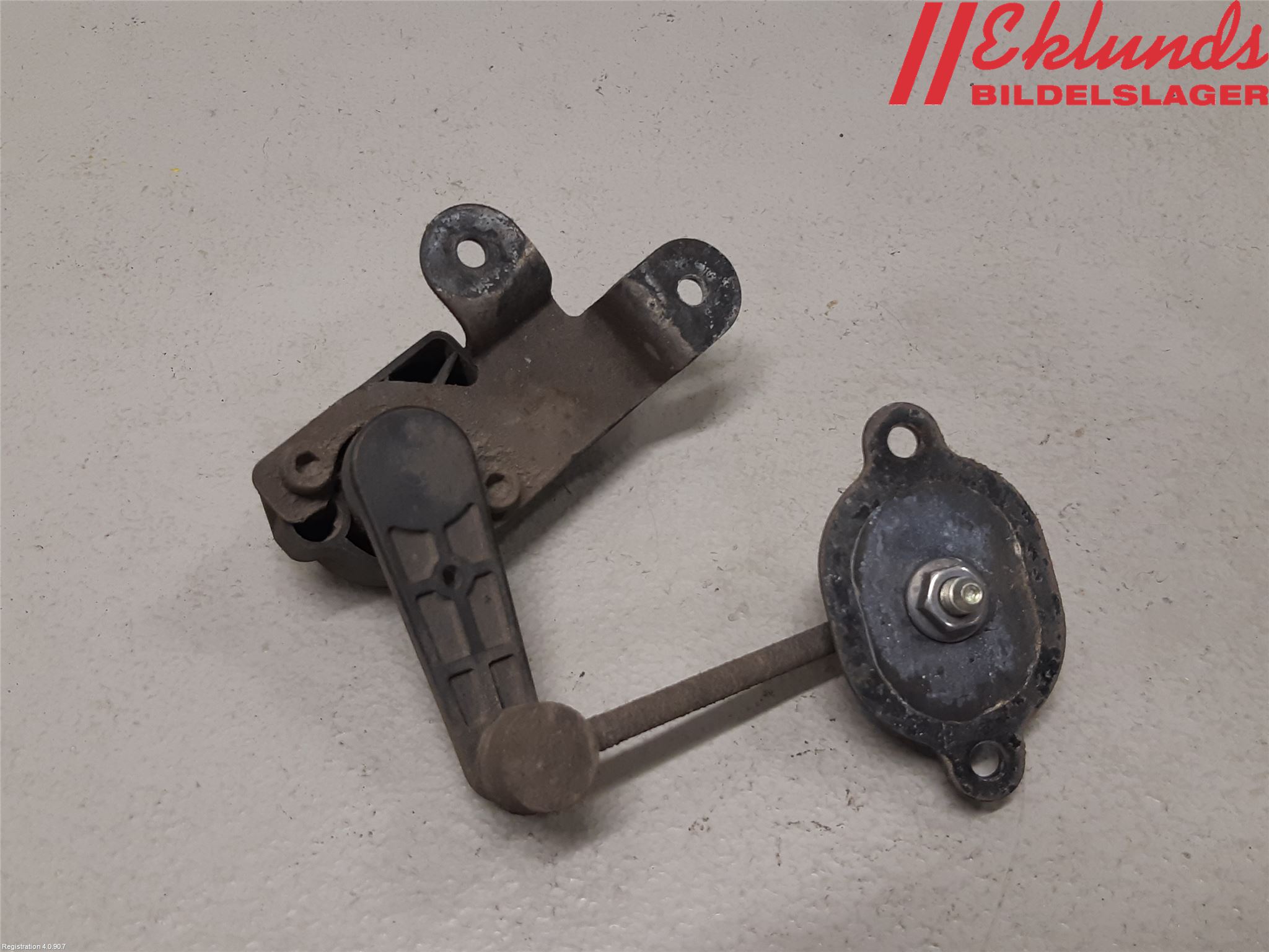 Alfa GIULIA Givare Xenon/Ljushöjdsreglering