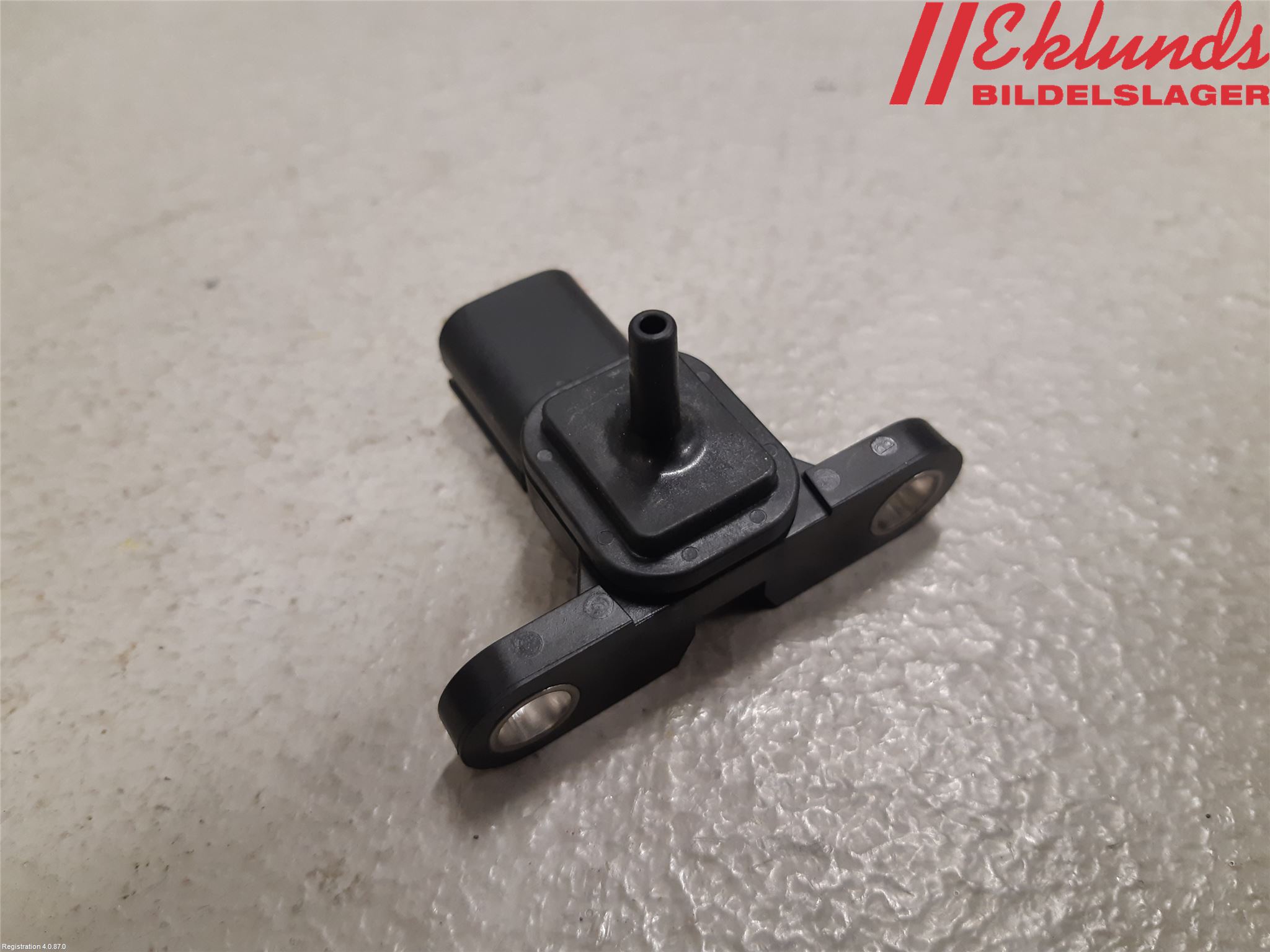 Lexus NX 340h/450h+ 21- Vakuumventil