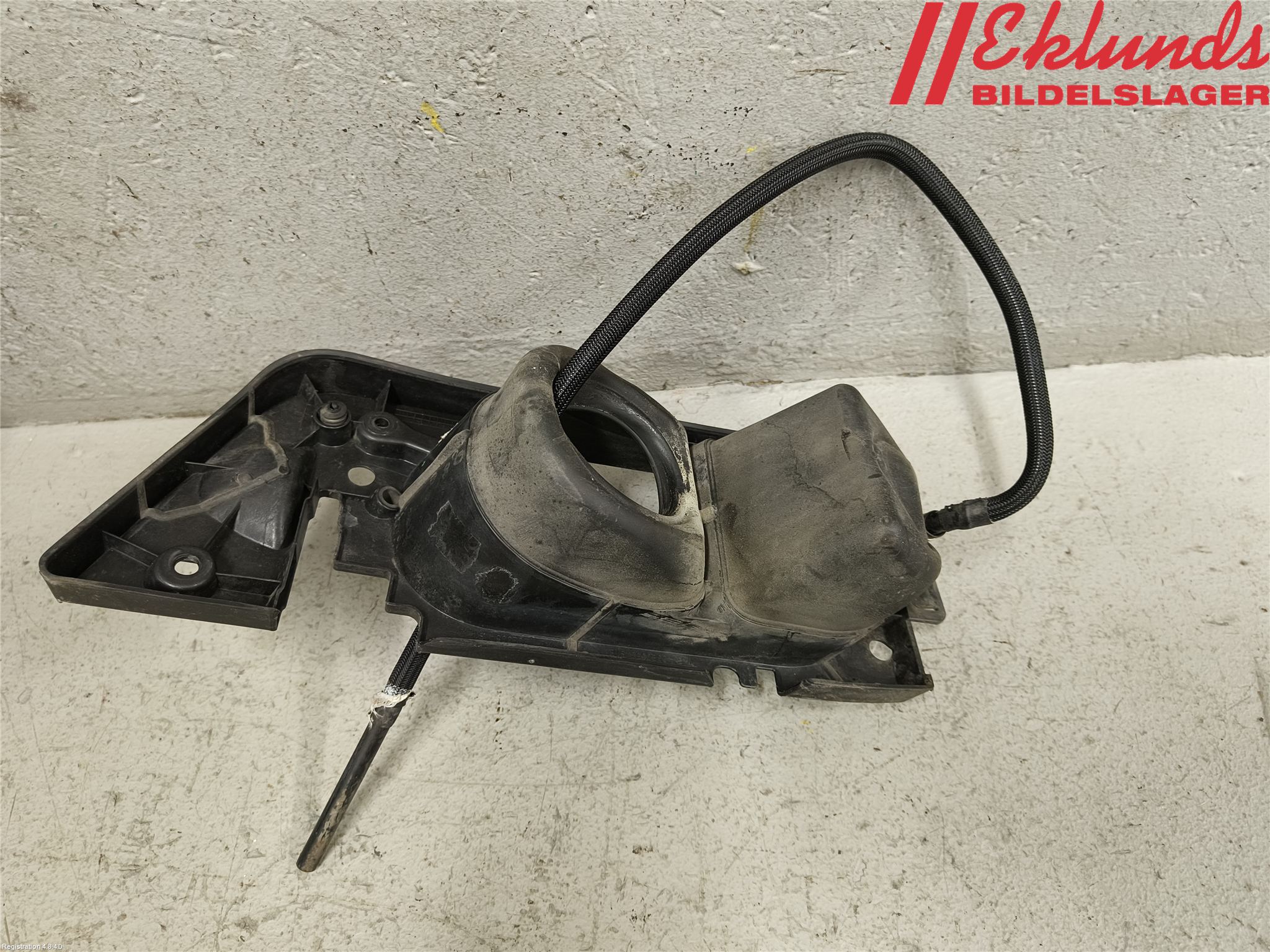 Volkswagen VW TRANSP/CARAVELLE (T6) 16-22 Tanklucka