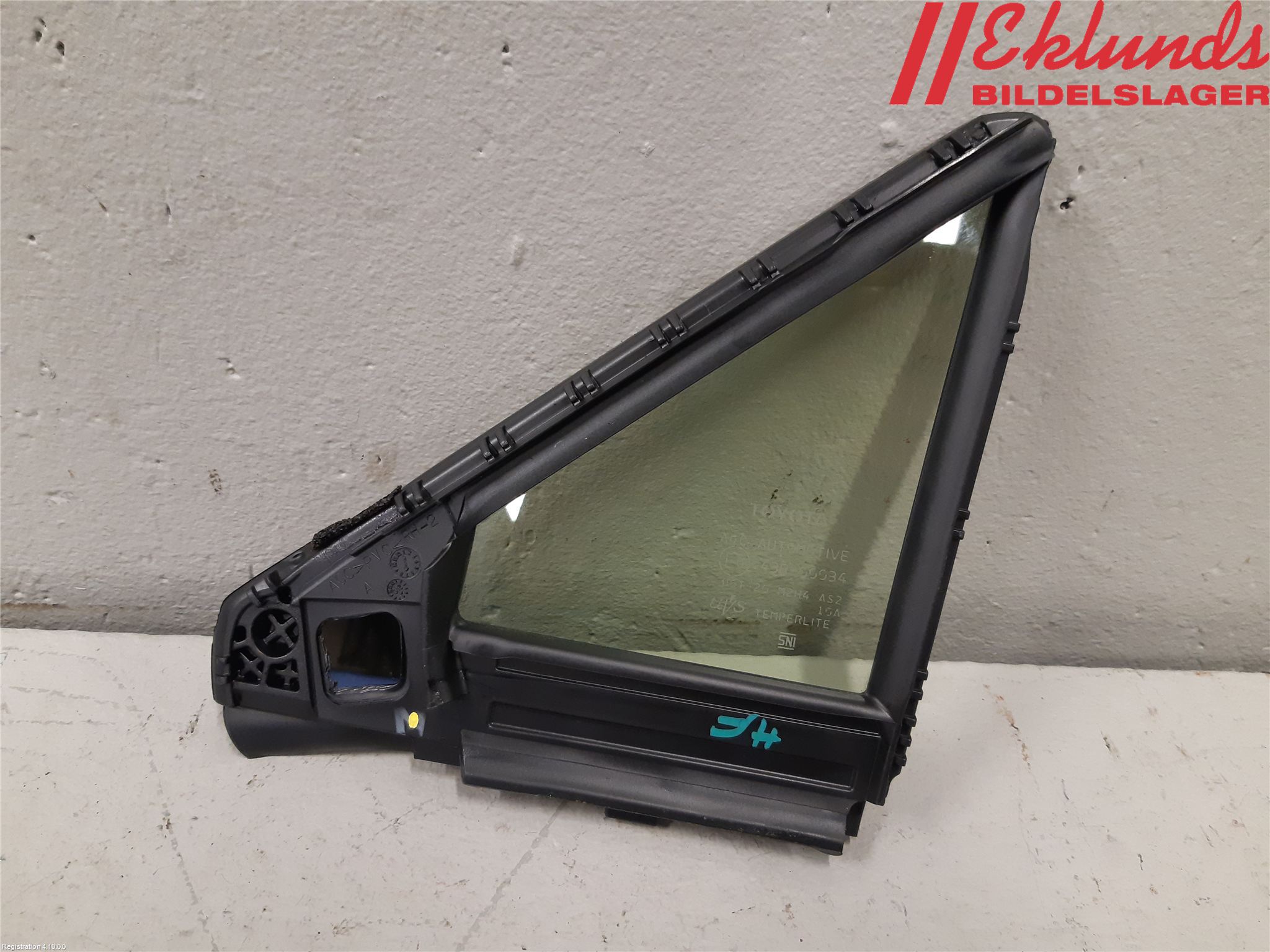 Toyota RAV4 19- Dörruta Fram Lilla Hö