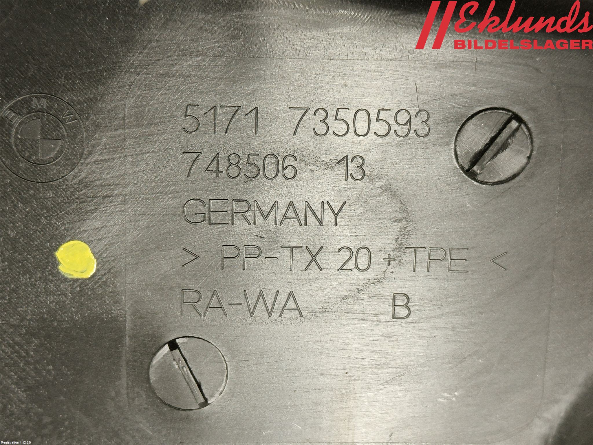BMW X1 F48 15-22 Torpedplåt-Torpedplast