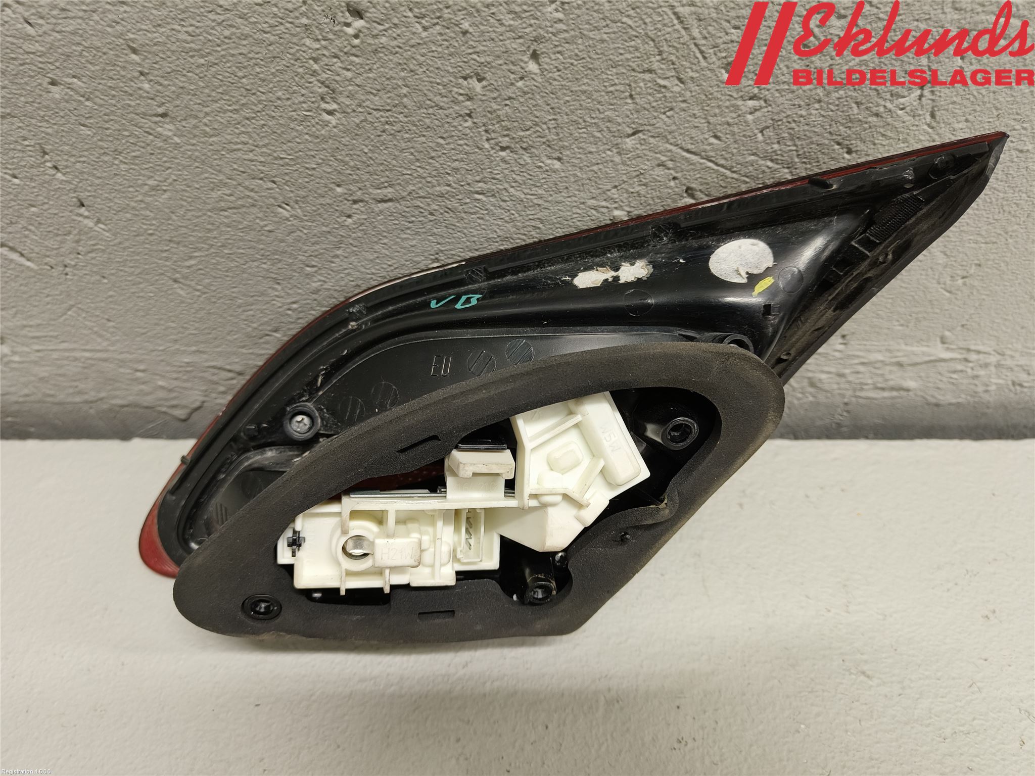 Opel ASTRA J 10-15 Bakljus Lucka Vä