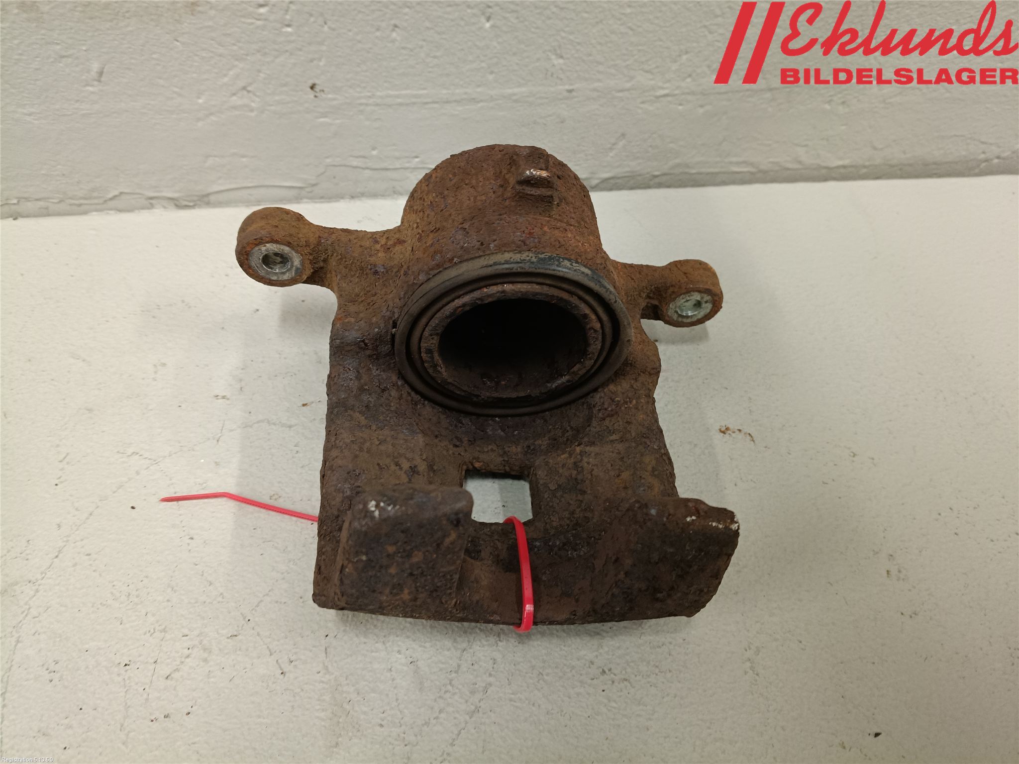 Ford FIESTA 13-17 Bromsok Fram Vänster