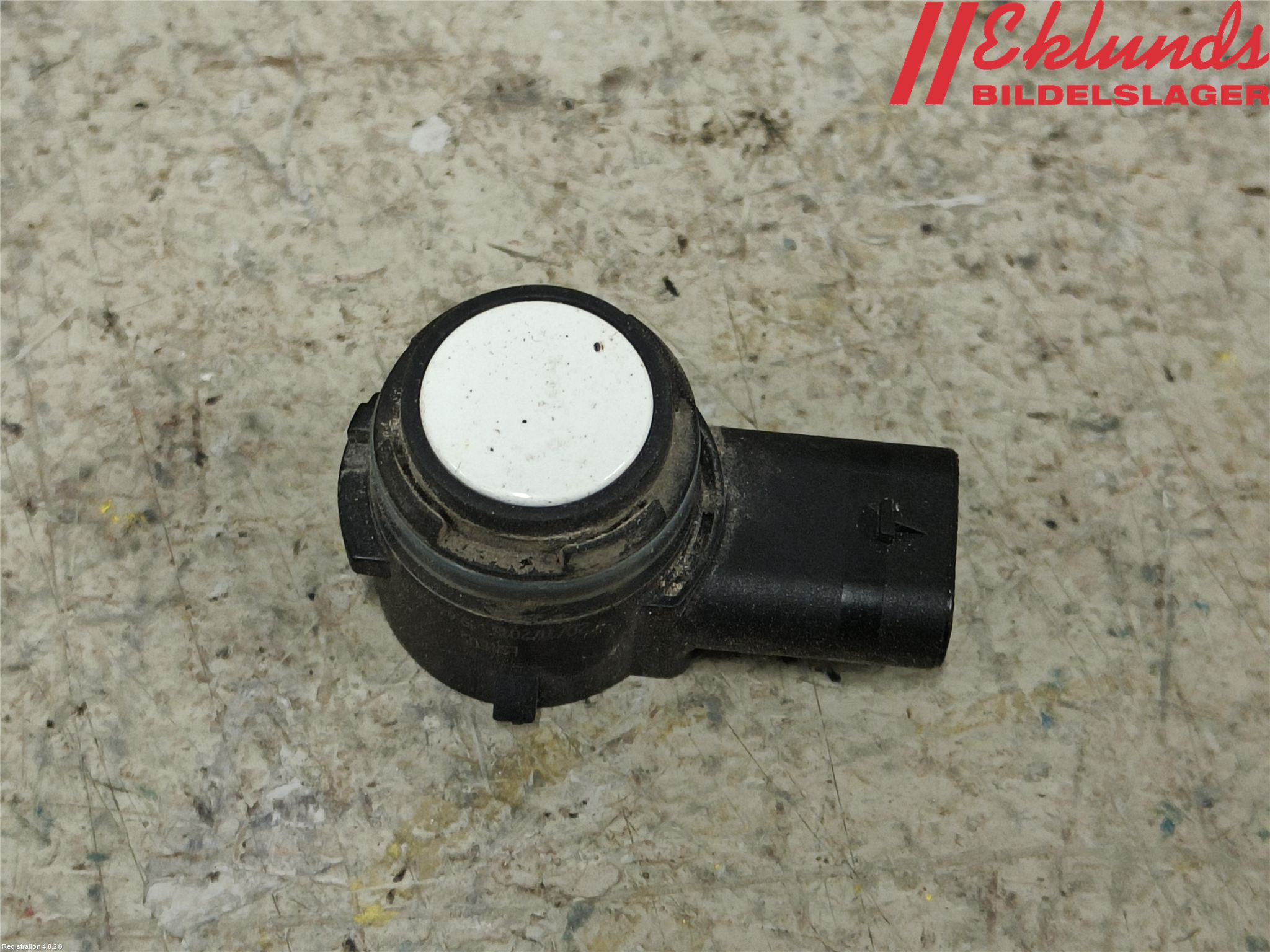 Volkswagen VW PASSAT 15-19 Parkeringshjälp Frontsensor