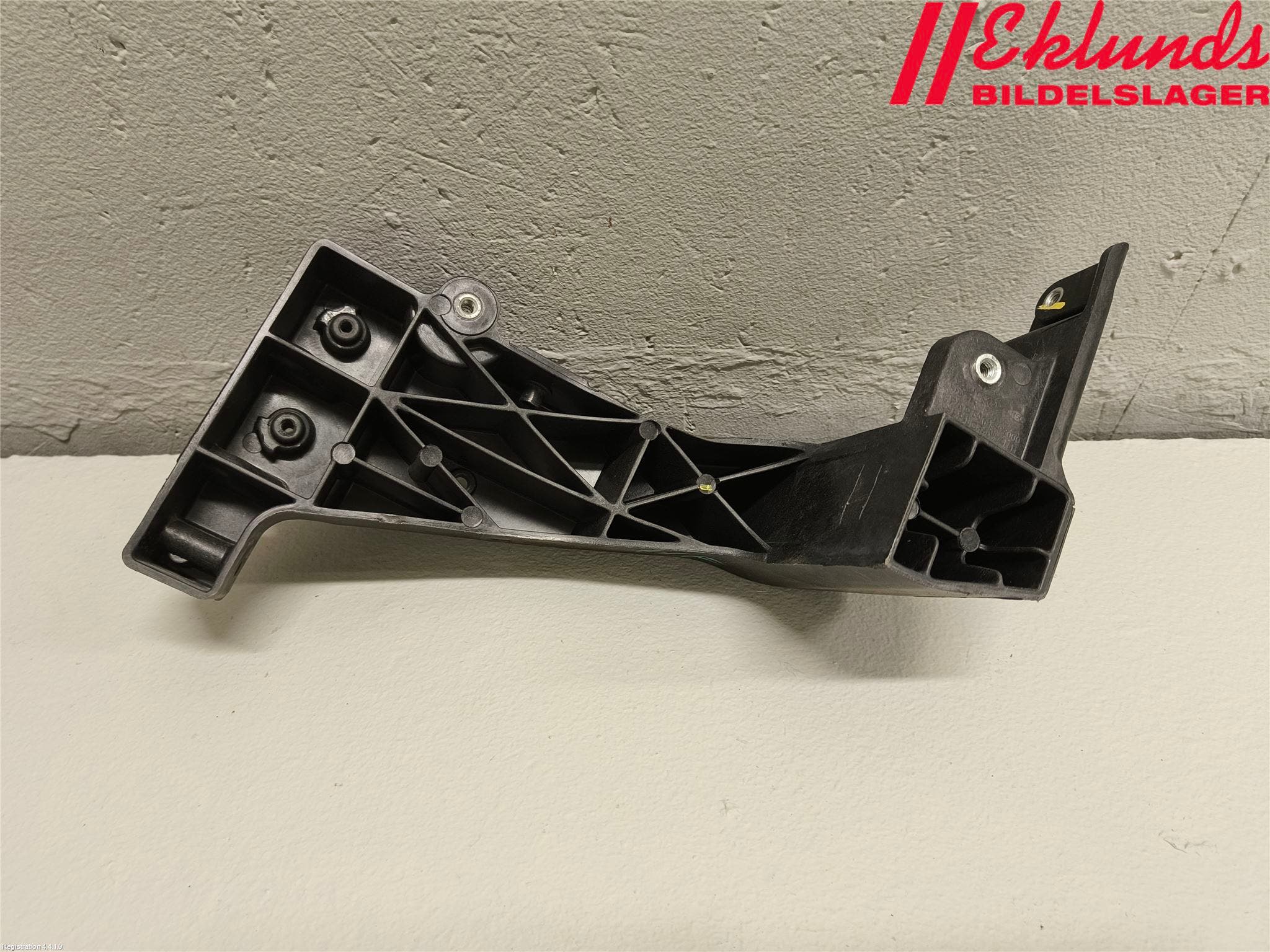 Hyundai i40 08-15 Front Övrigt