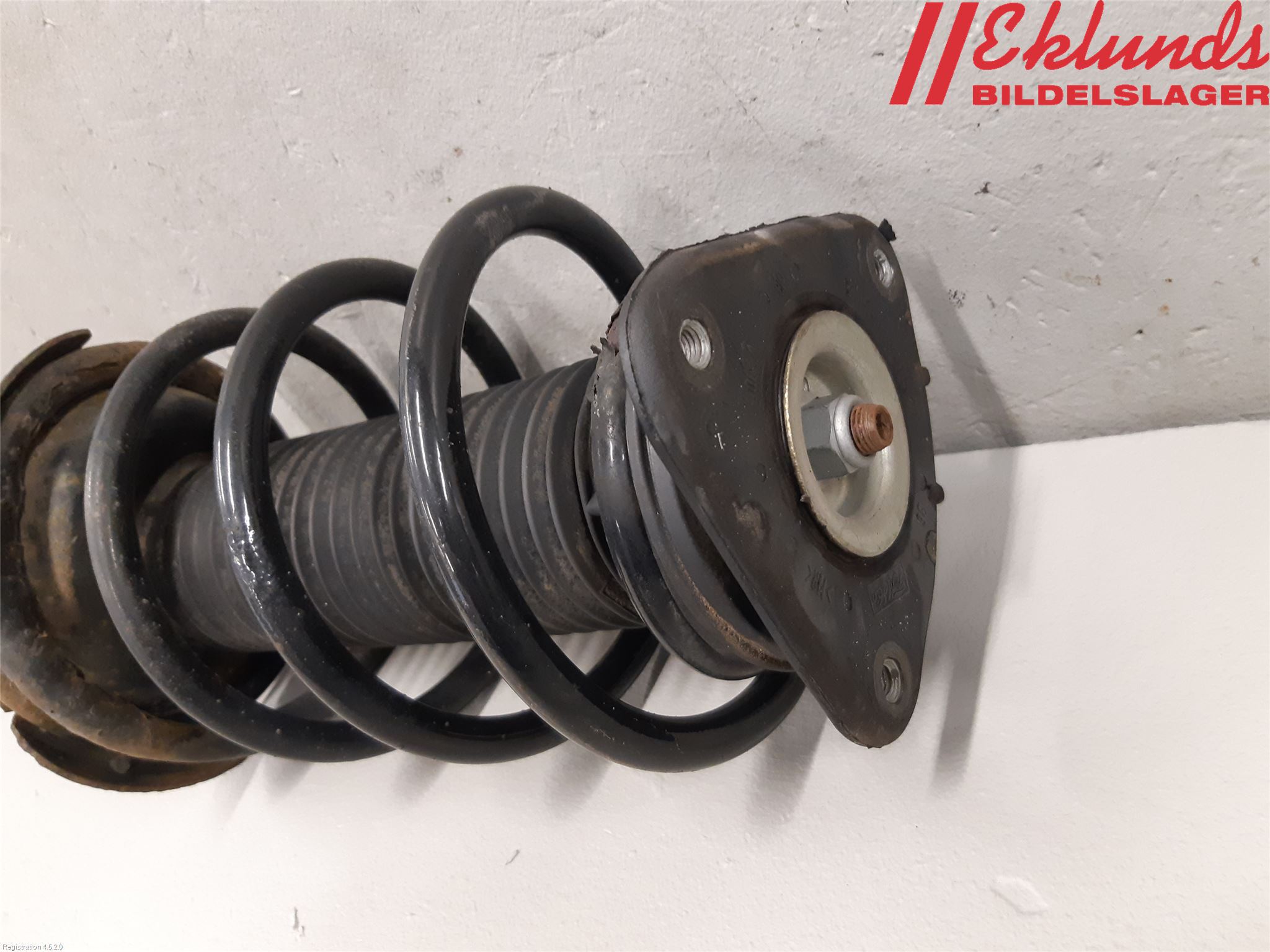 Ford FOCUS 08-11 Fjäderben Fram Vänster