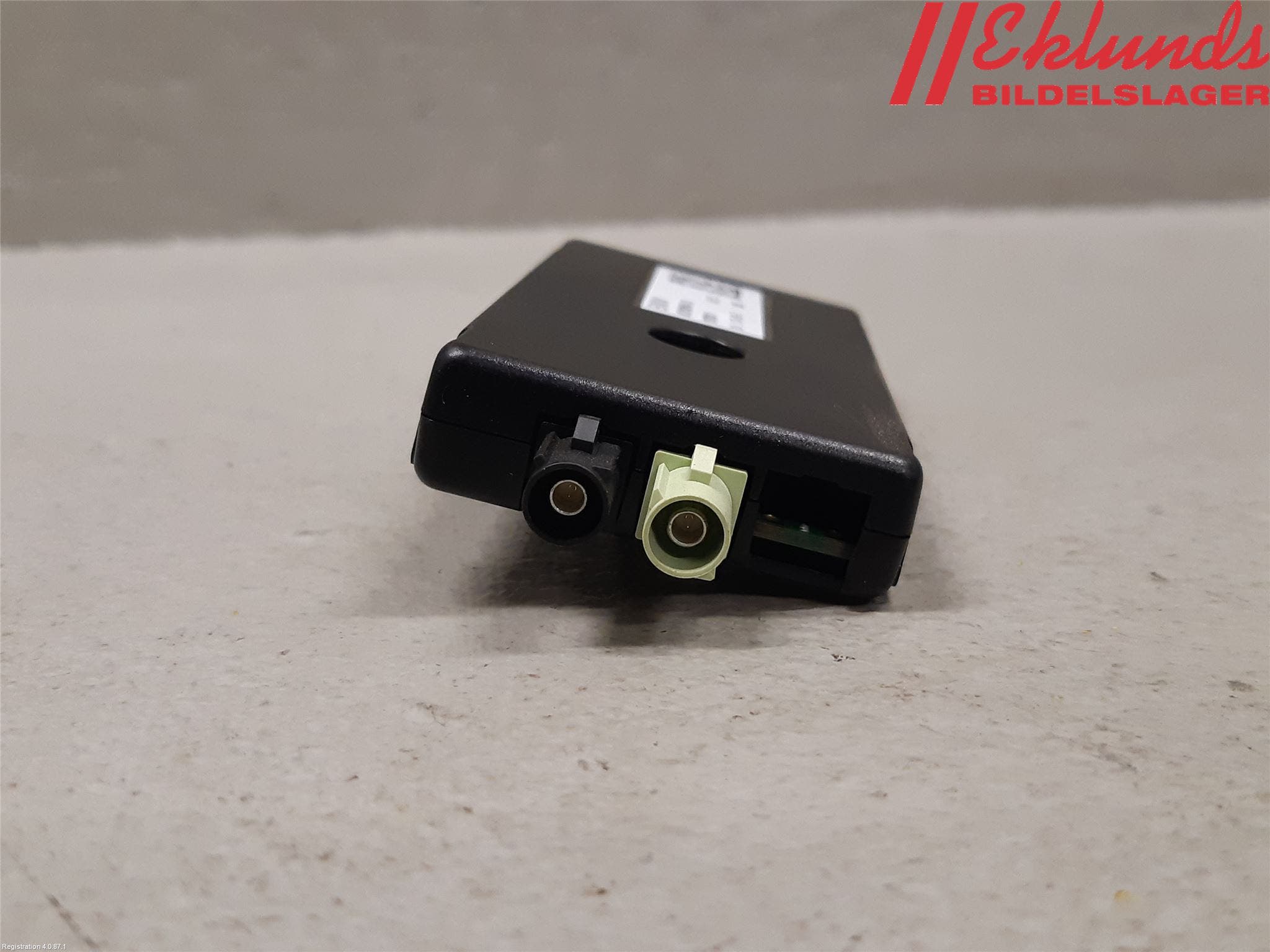 BMW 5 G30/G31/F90 17-23 Antennförstärkare