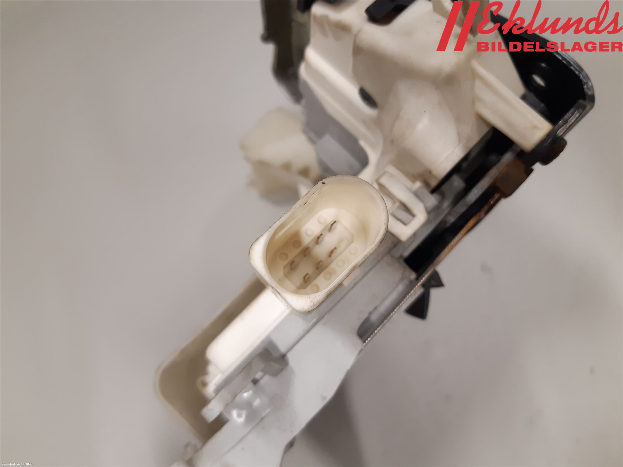 Audi A4 12-15 Låskista-Dörrlås