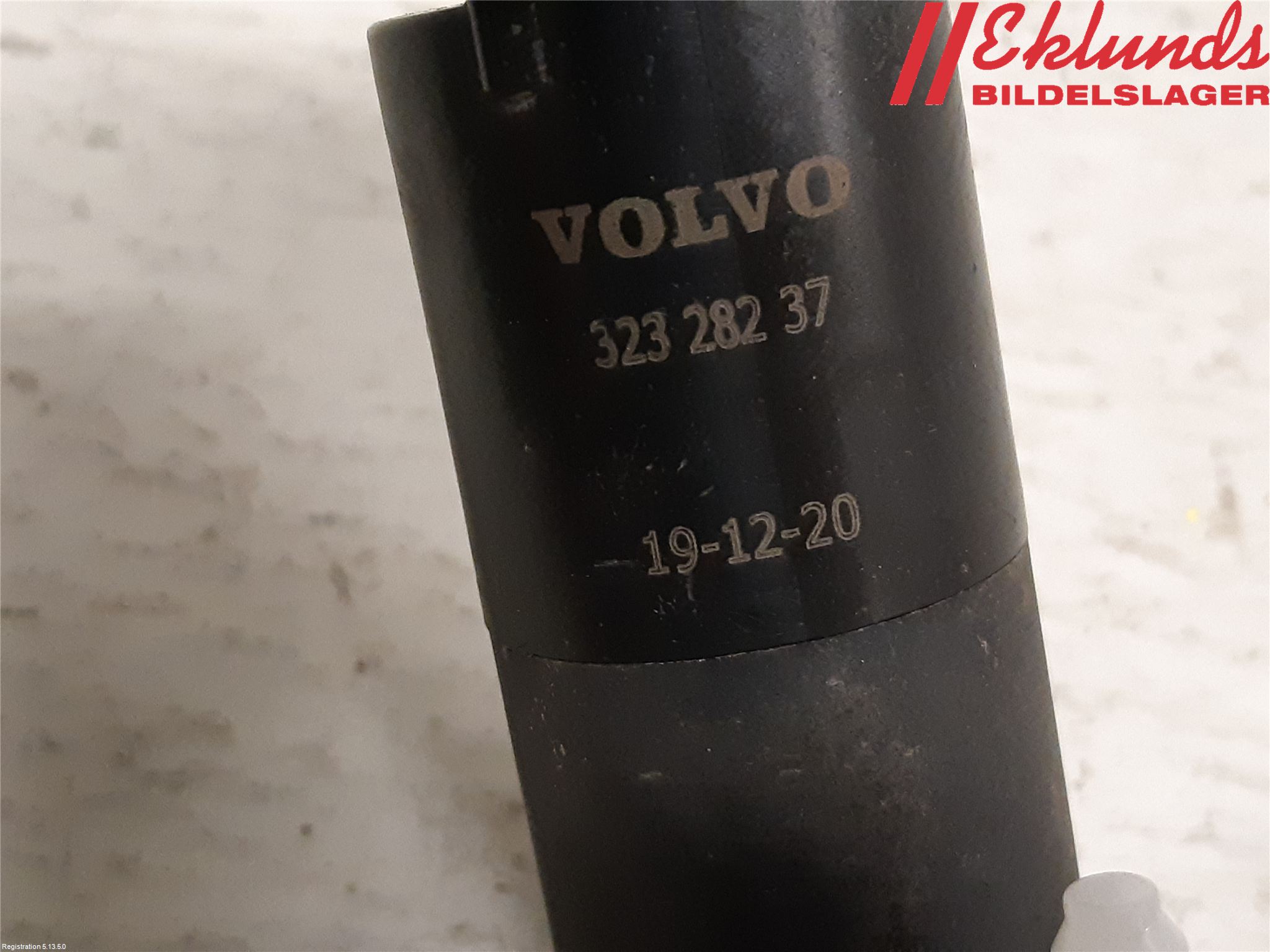 Volvo V60 CROSS COUNTRY 19- Spolarpump Vindruta