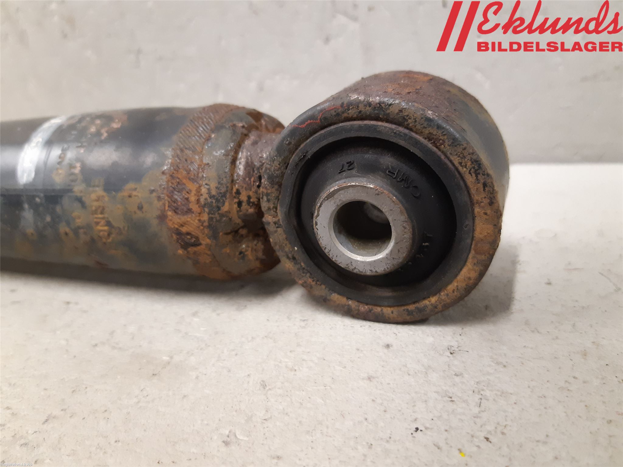 Volkswagen VW CADDY 16-20 Stötdämpare Bak