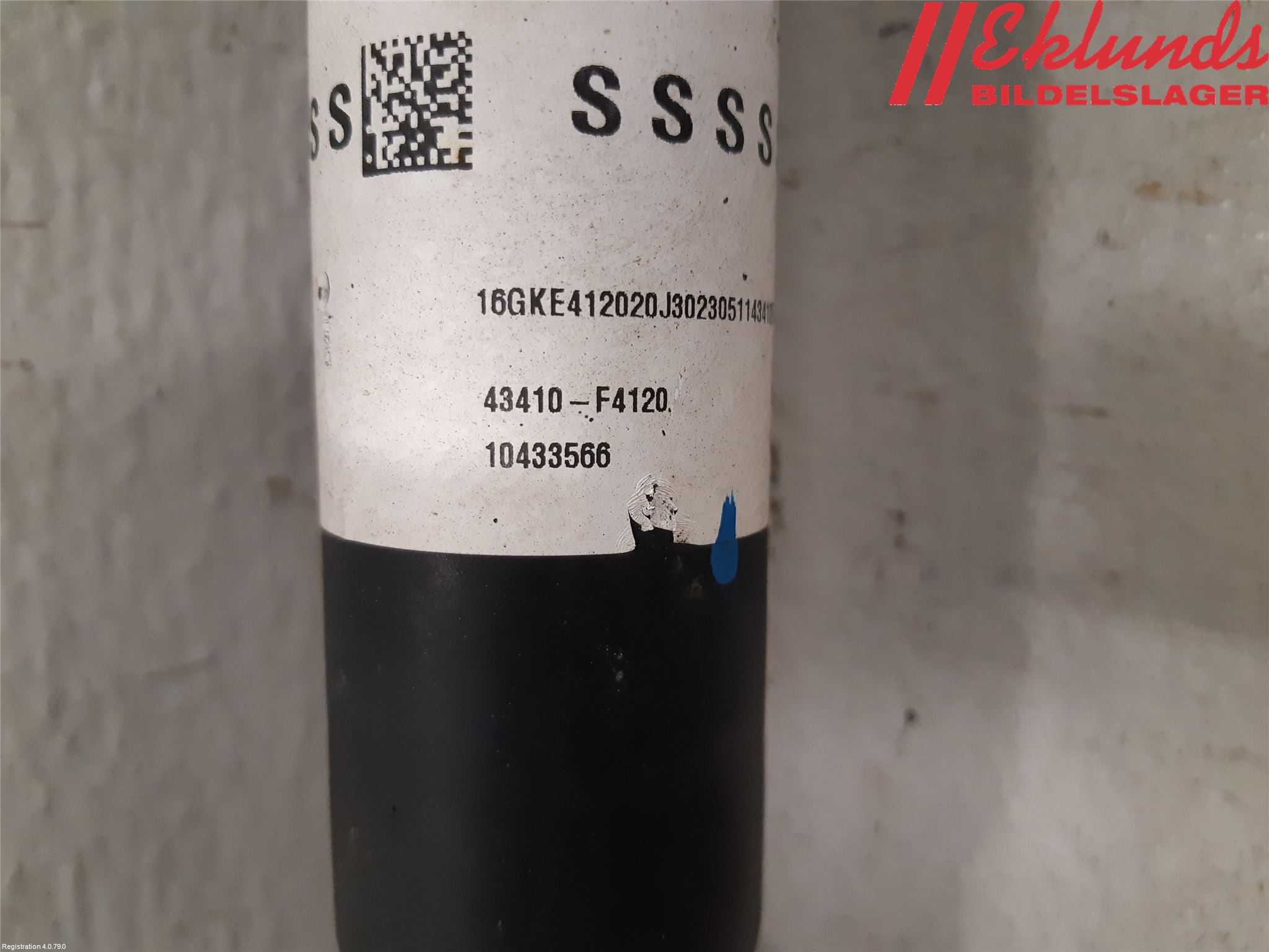 Toyota C-HR 16-23 Drivaxel Fram Höger