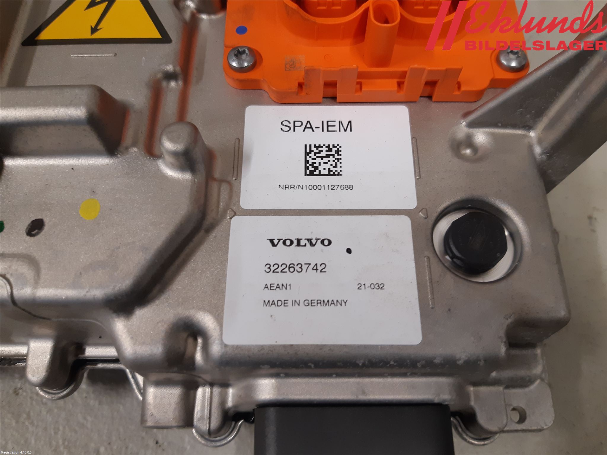 Volvo XC60 18- Inverter Hybrid