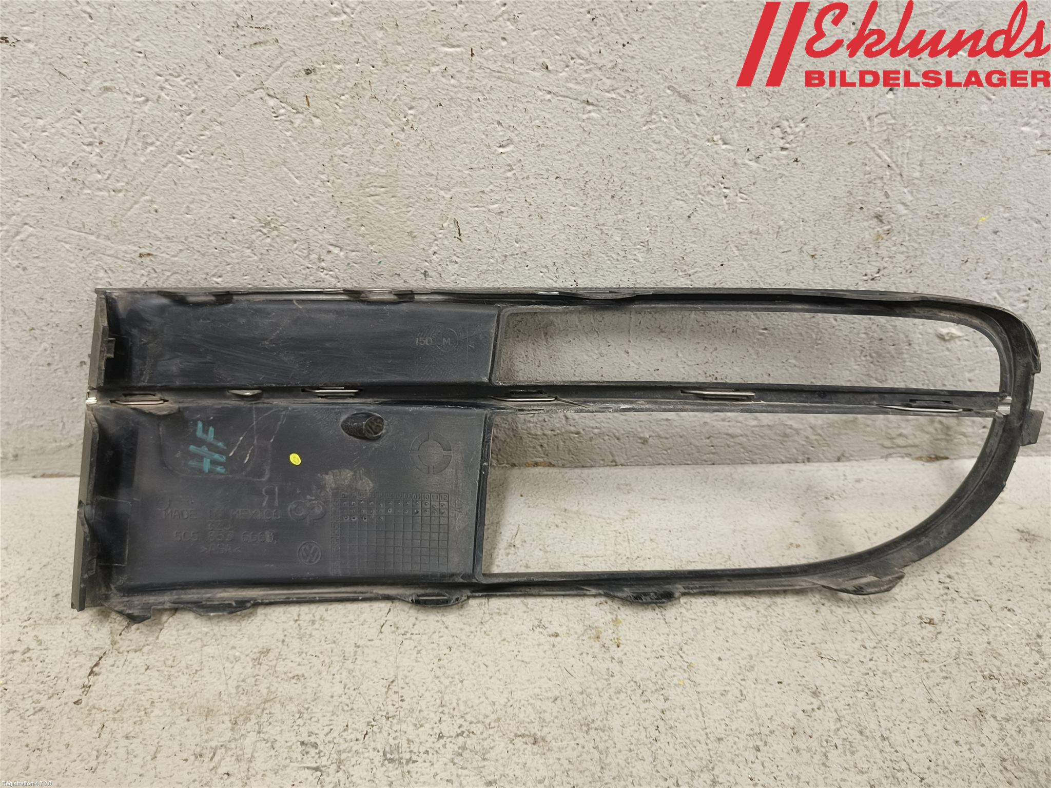 Volkswagen VW BEETLE 12- Grill-Galler