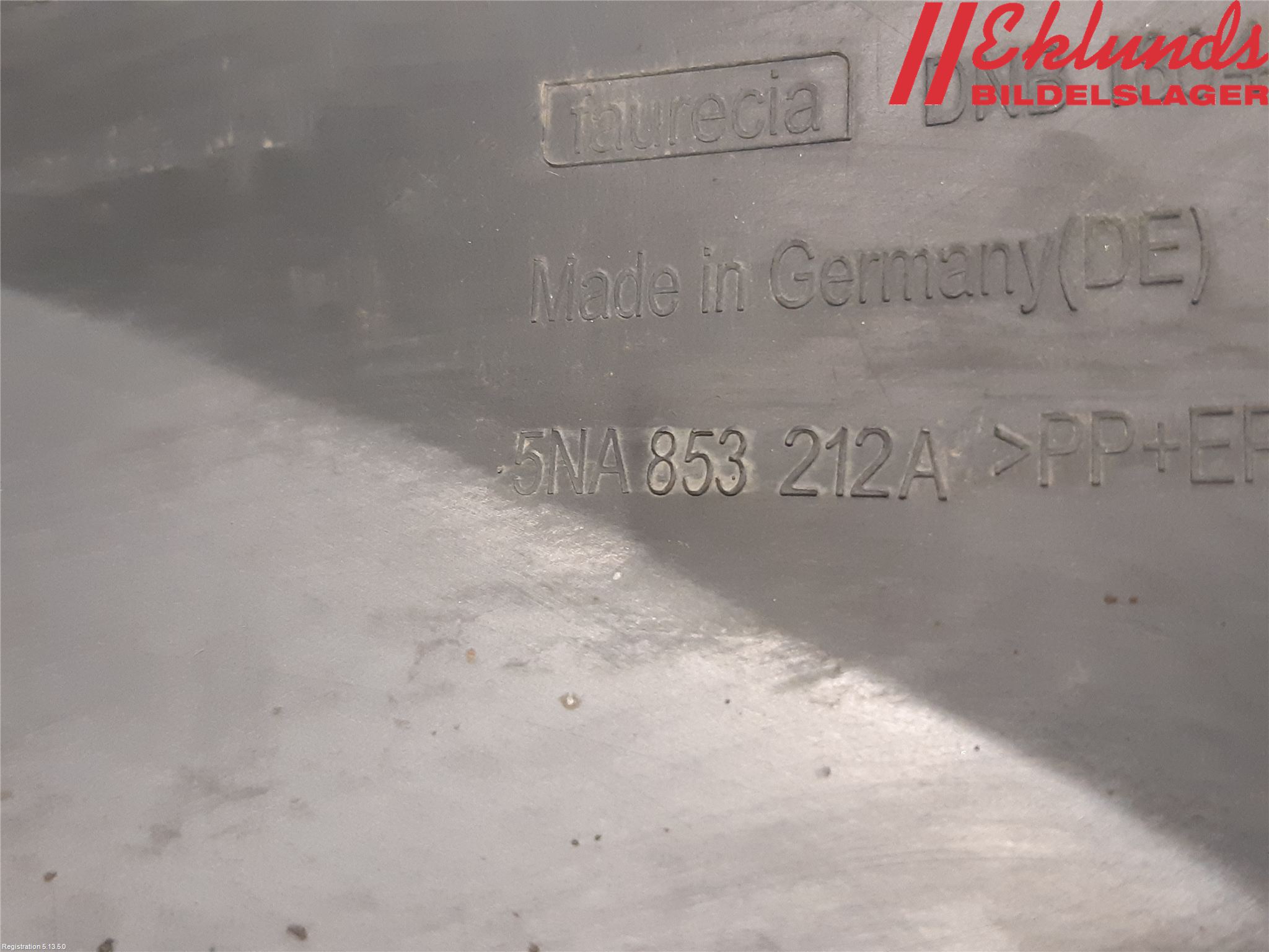 Volkswagen VW TIGUAN 16-24 Dimljussarg Fram