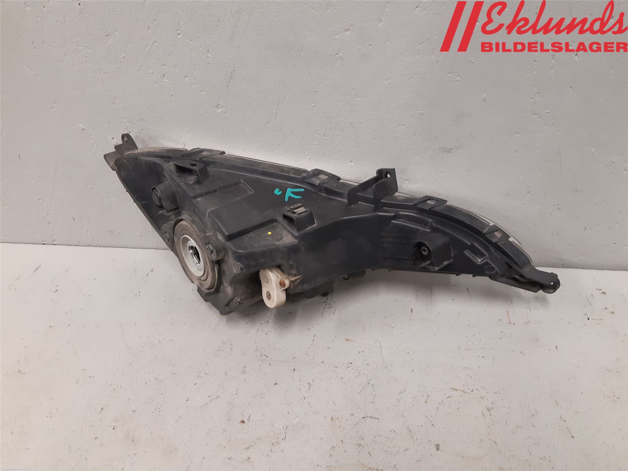 Hyundai i40 08-15 Dimljus-Varselljus Fram