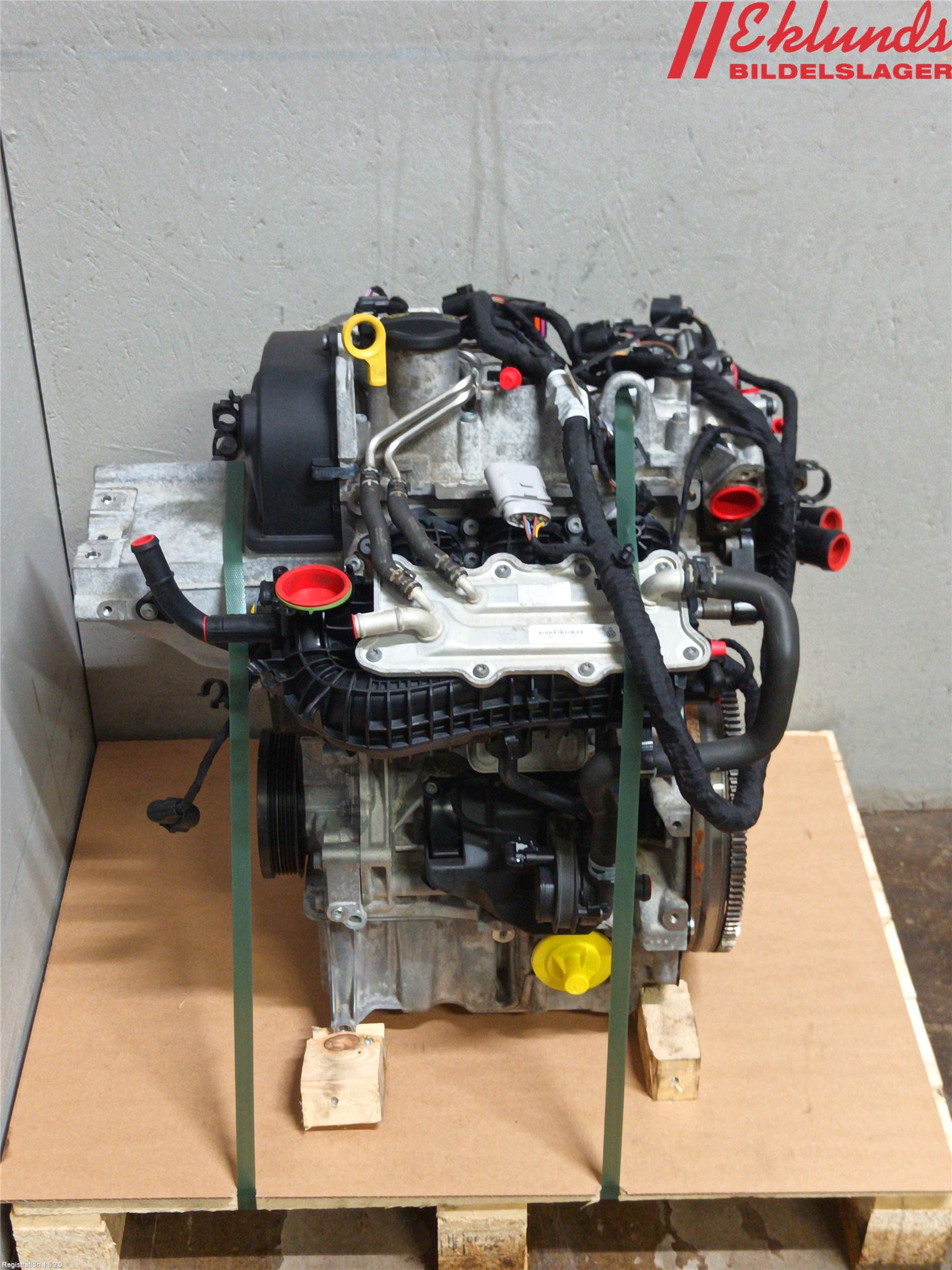 Volkswagen VW T-CROSS 19- Motor Bensin