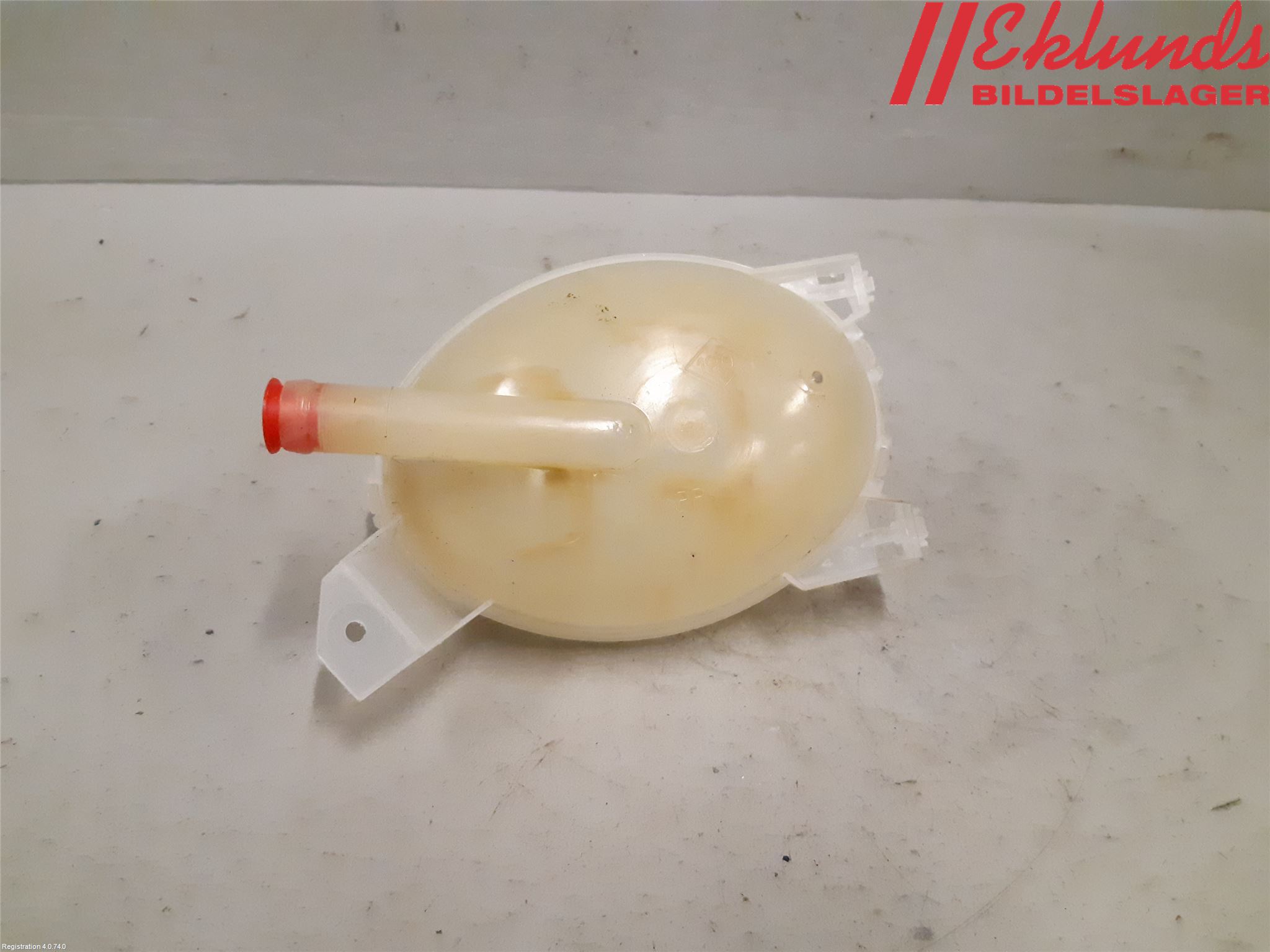 Renault CAPTUR 13-19 Expansionstank