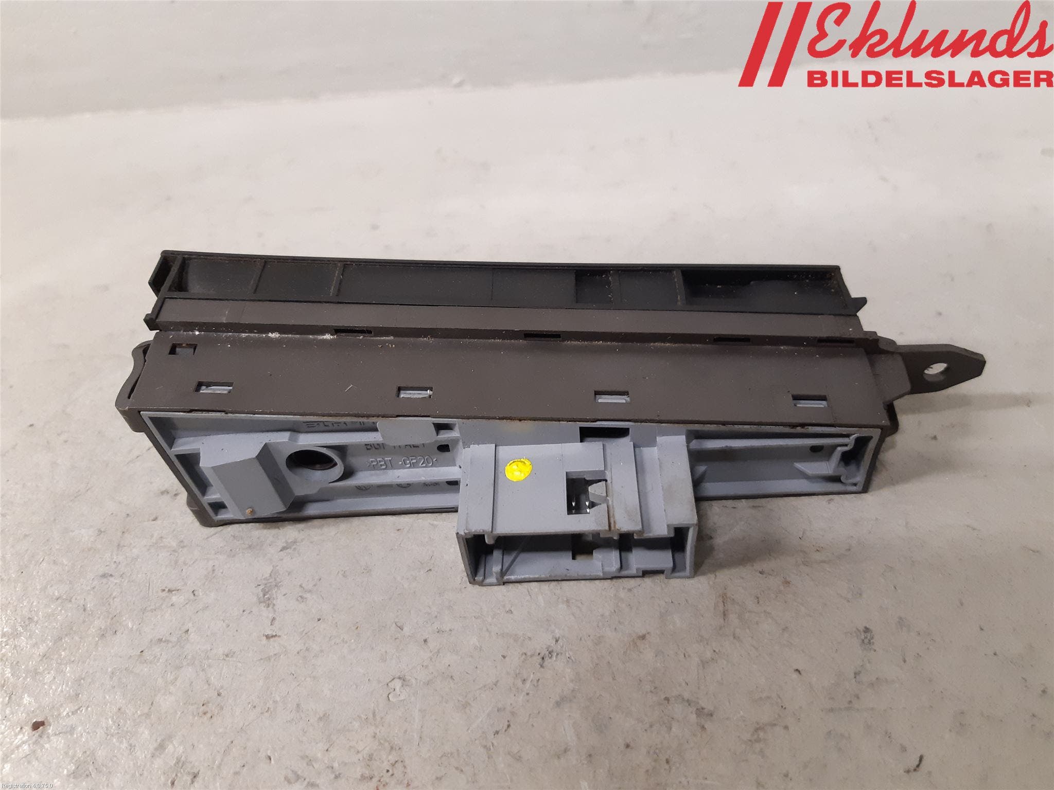 Volkswagen VW PASSAT 11-14 Strömställare Parkeringsbroms