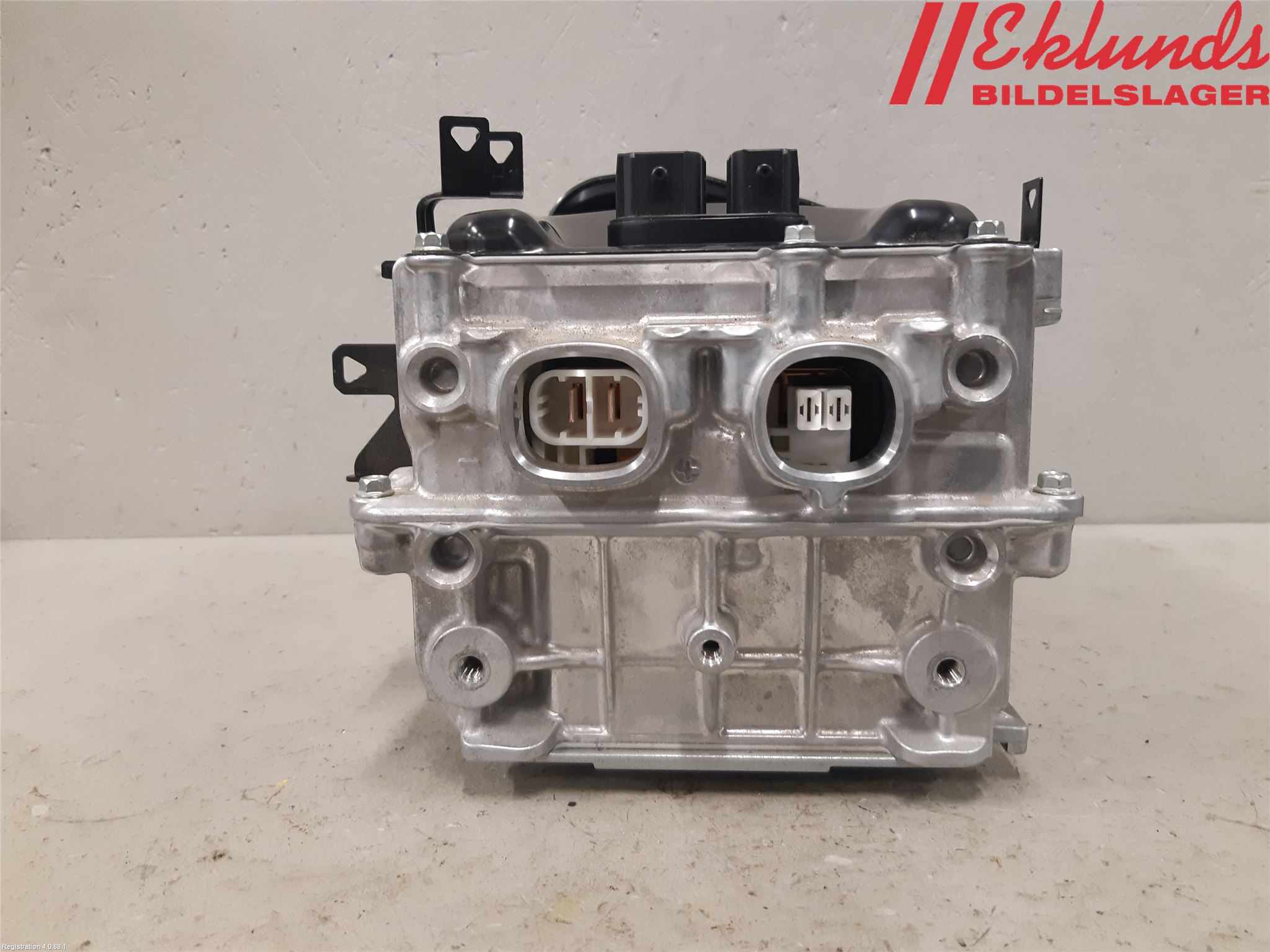 Toyota YARIS CROSS XP21 21- Inverter Hybrid