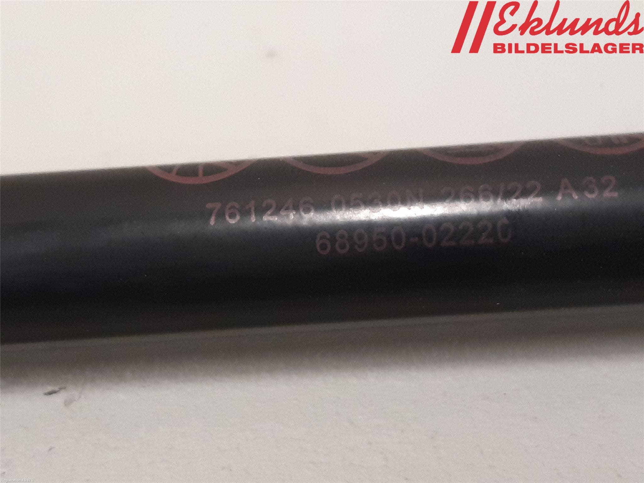 Toyota COROLLA 19- Gasfjäder Baklucka