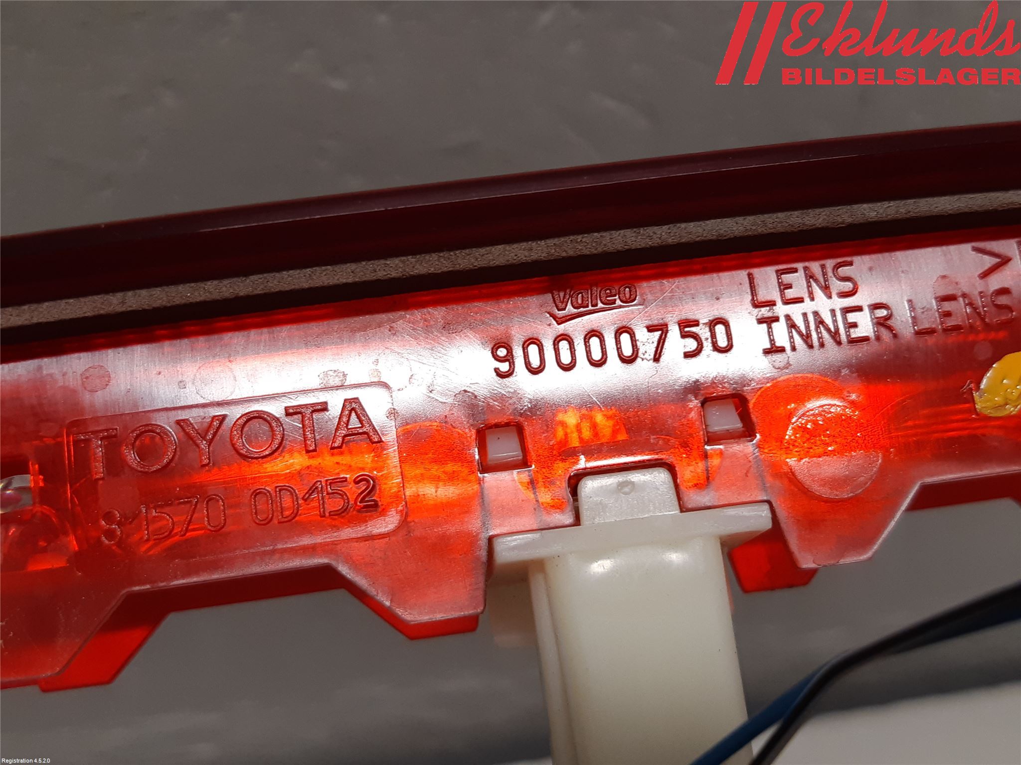 Toyota YARIS XP130 15-20 Bromsljus Bakruta