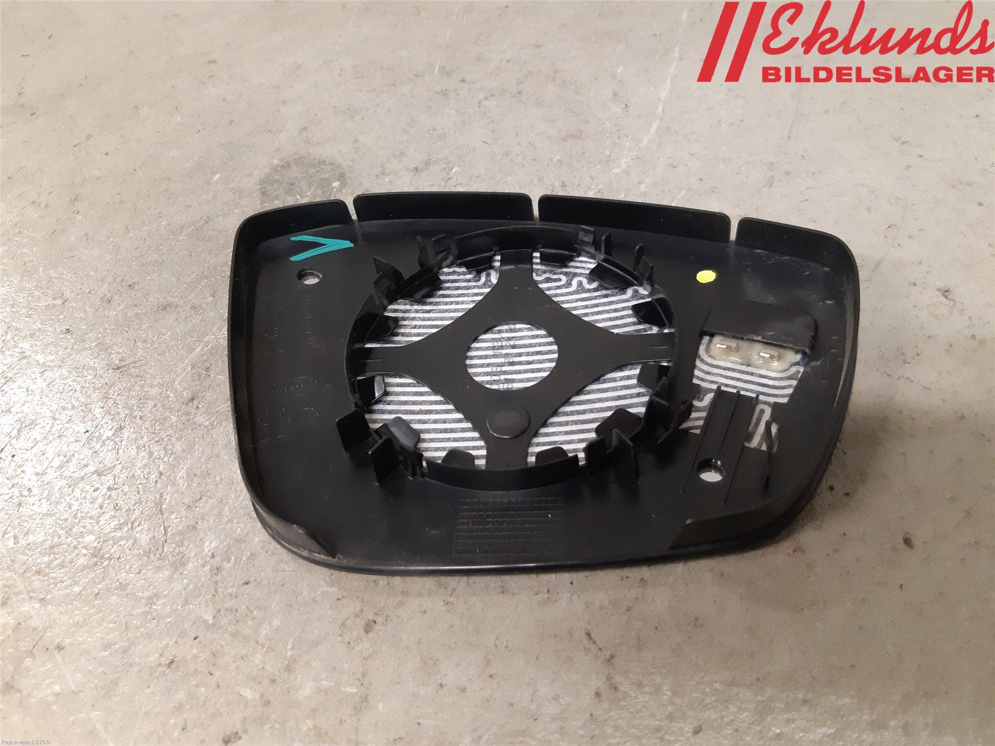 Peugeot 208 12-15 Spegelglas Vä