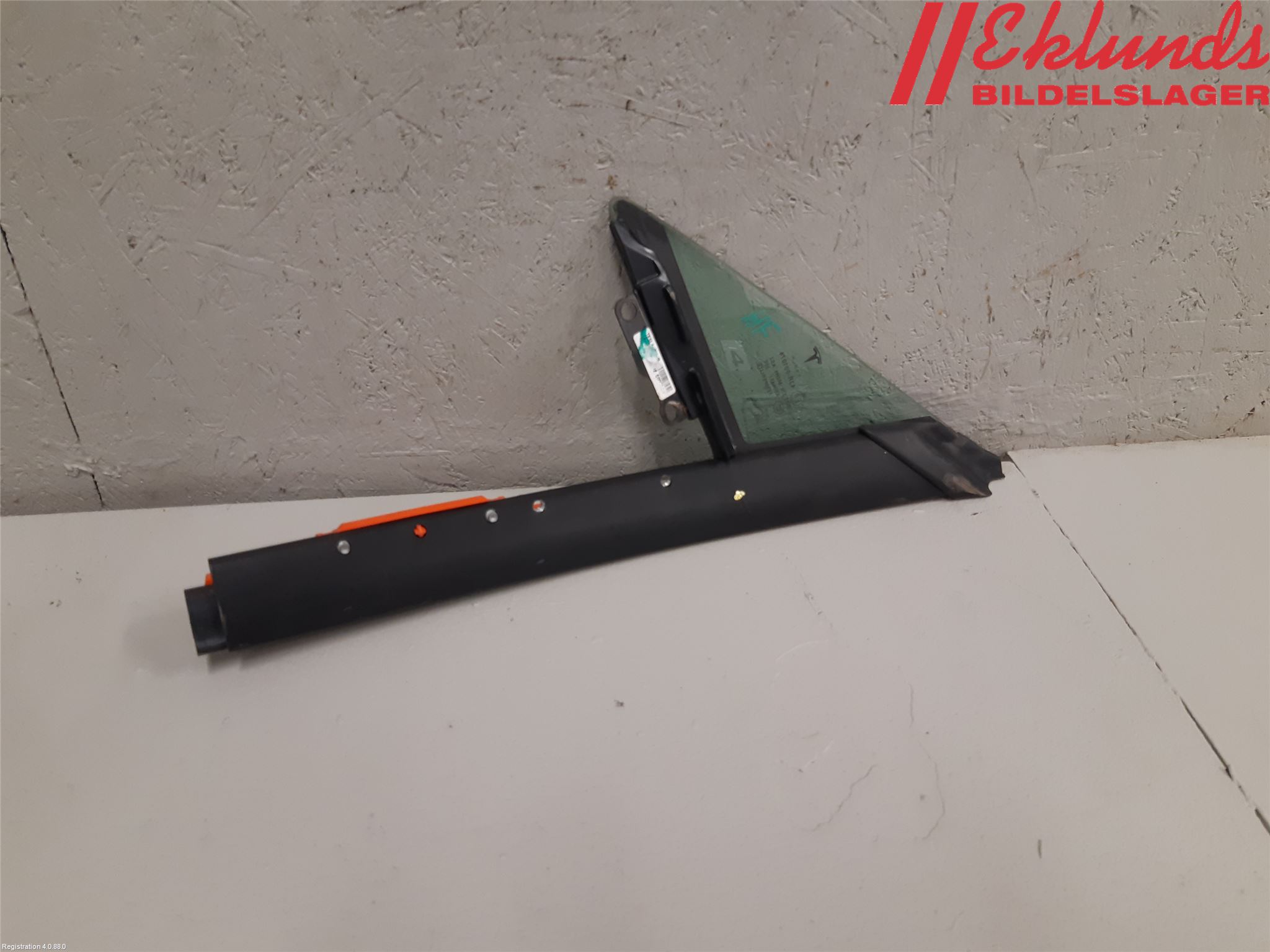 Tesla MODEL S 13- Dörruta Fram Lilla Hö