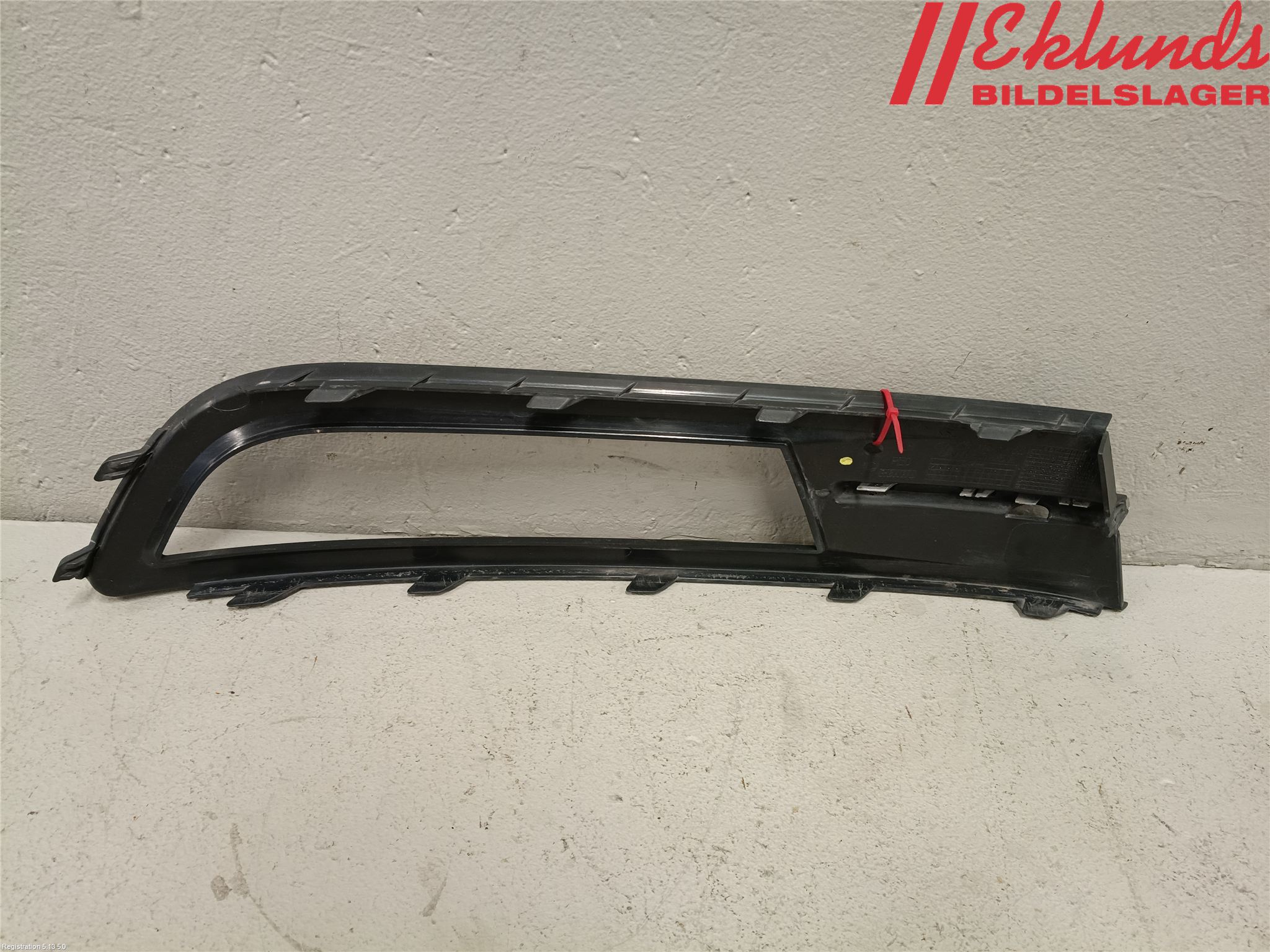 Volkswagen VW PASSAT 15-19 Dimljussarg Fram