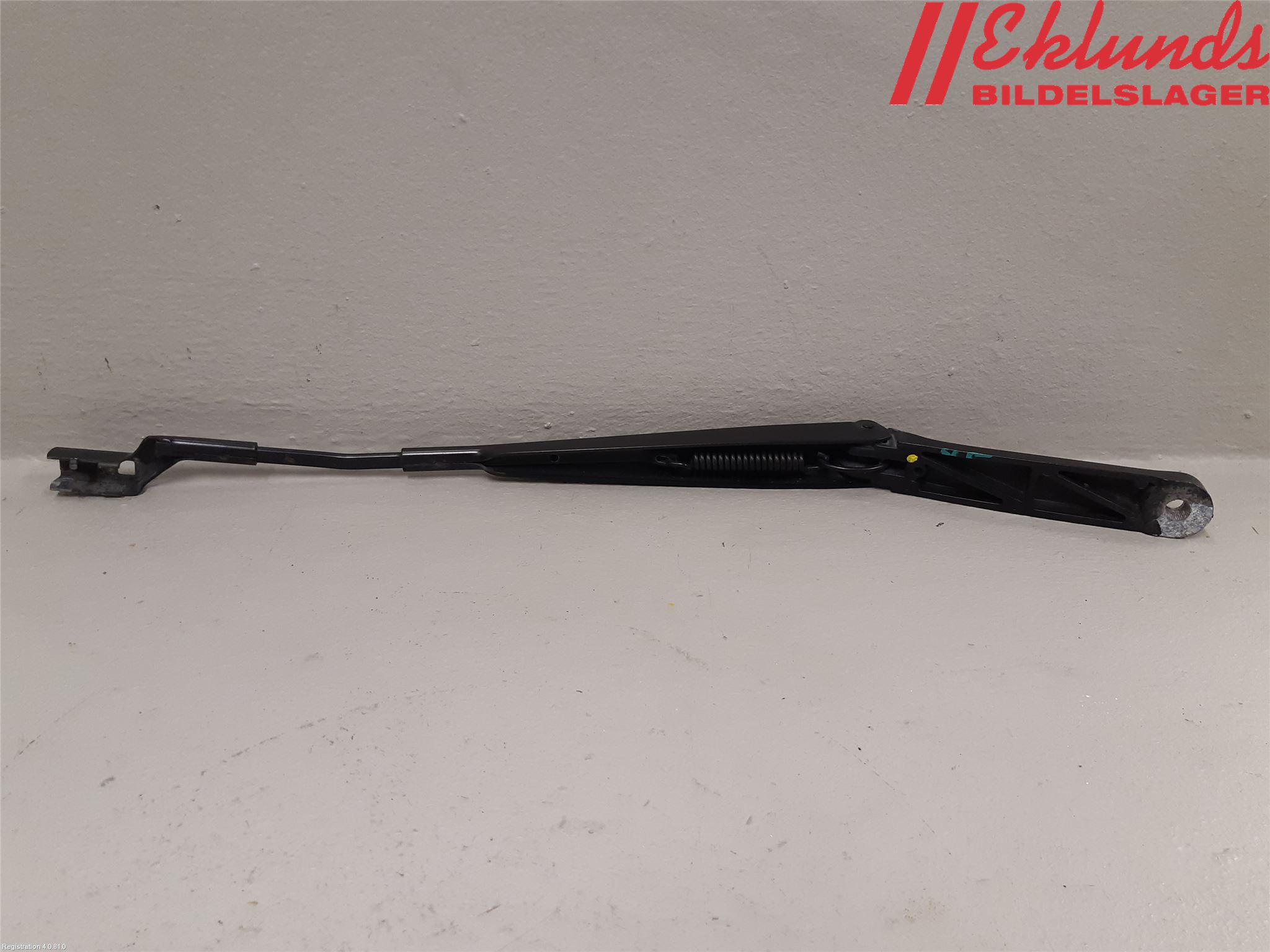 Volkswagen VW PASSAT 11-14 Torkararm Armar Vindruta