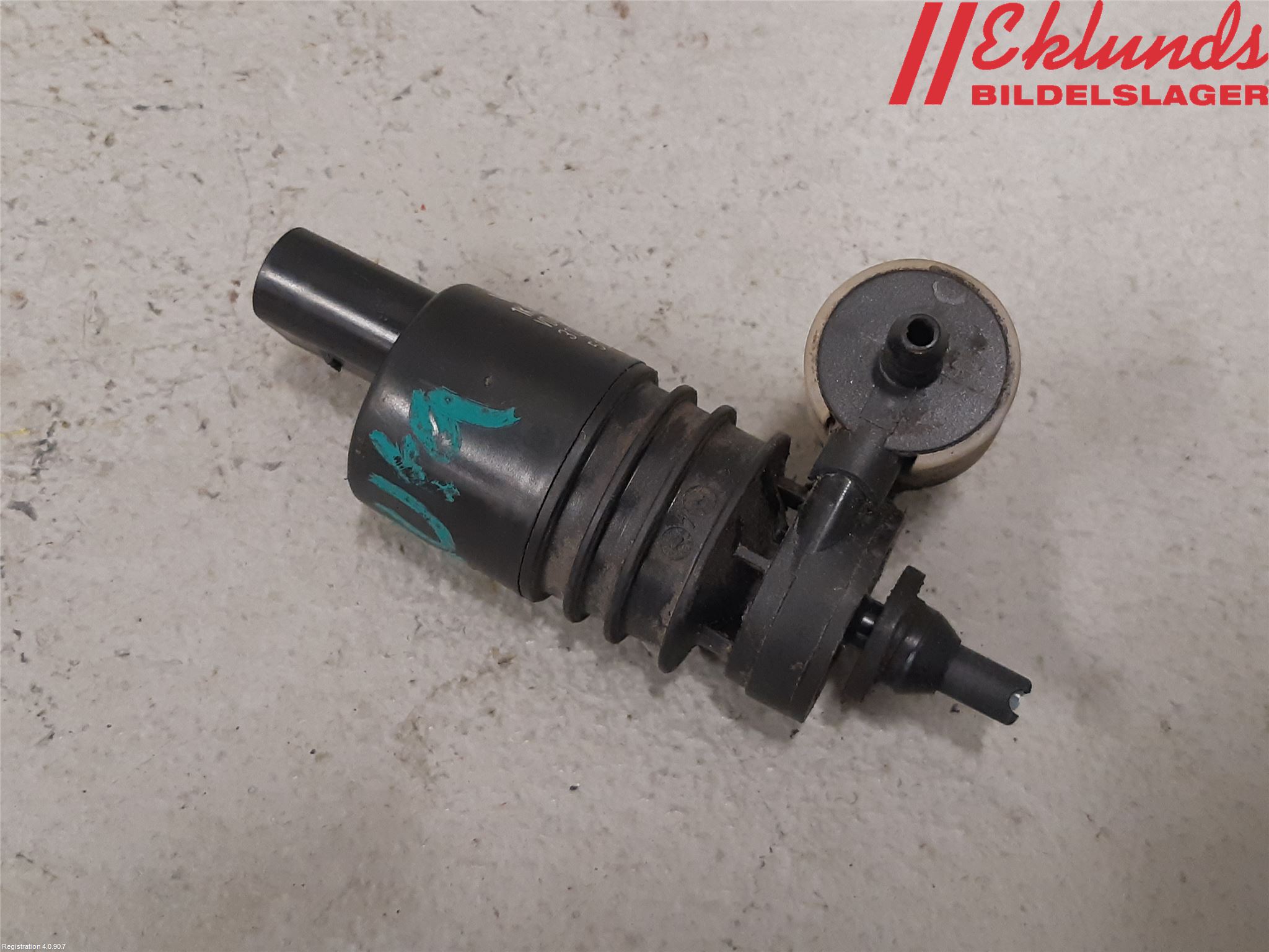 Volkswagen VW PASSAT 11-14 Spolarpump Vindruta