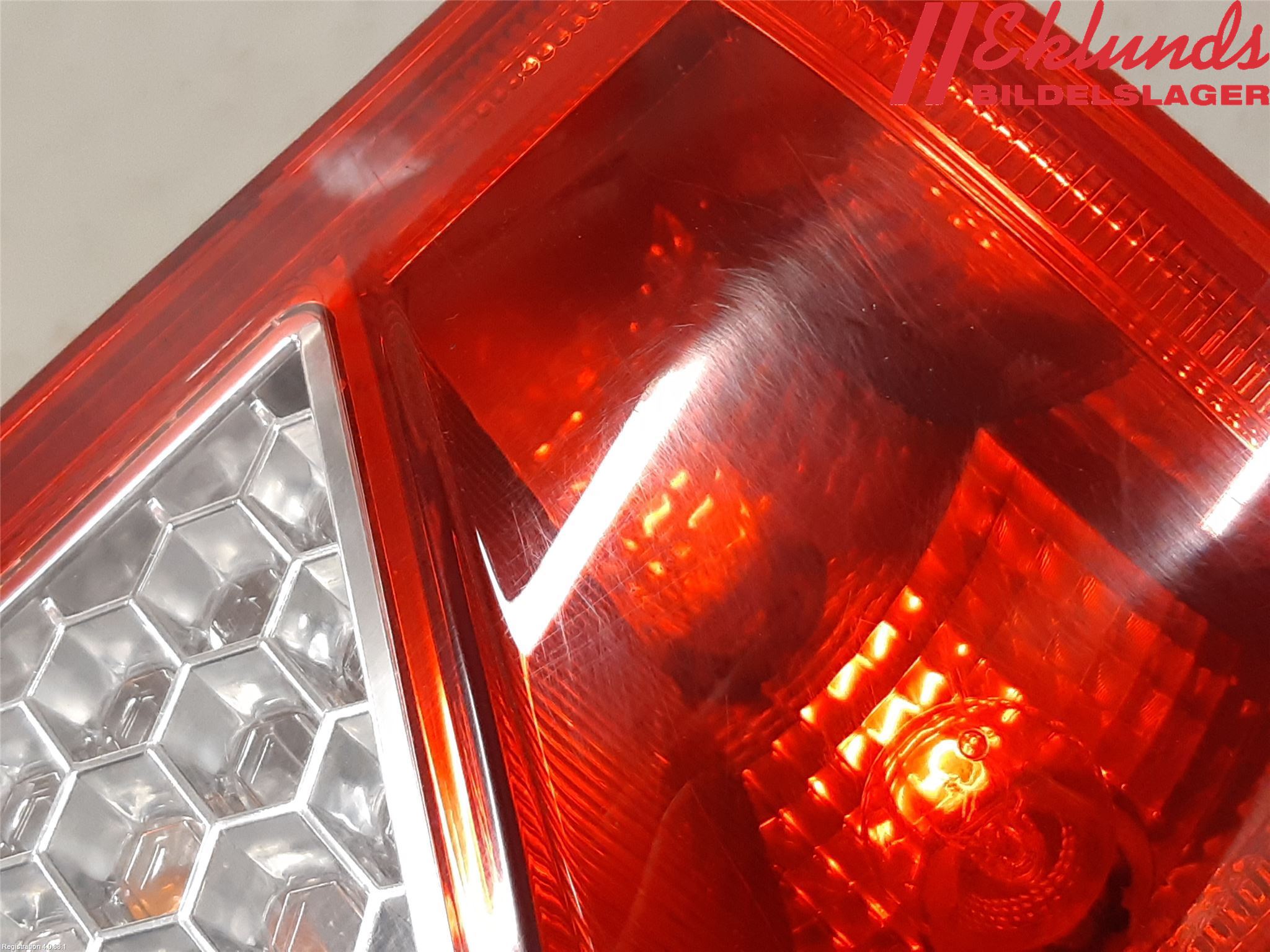 Ford TRANSIT CONNECT 09-13 Bakljus Höger